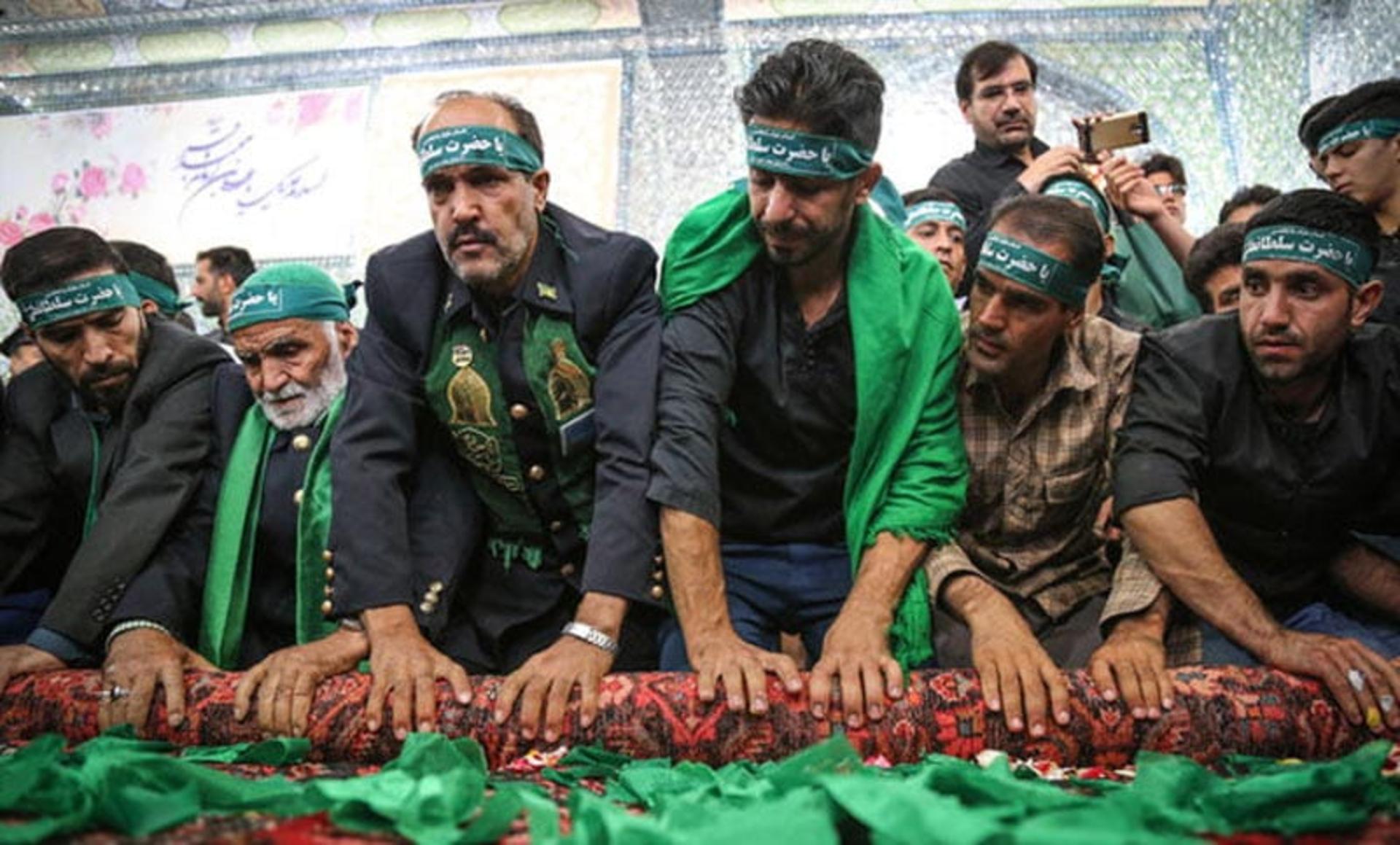 مراسم قالی شویان در مشهد اردهال