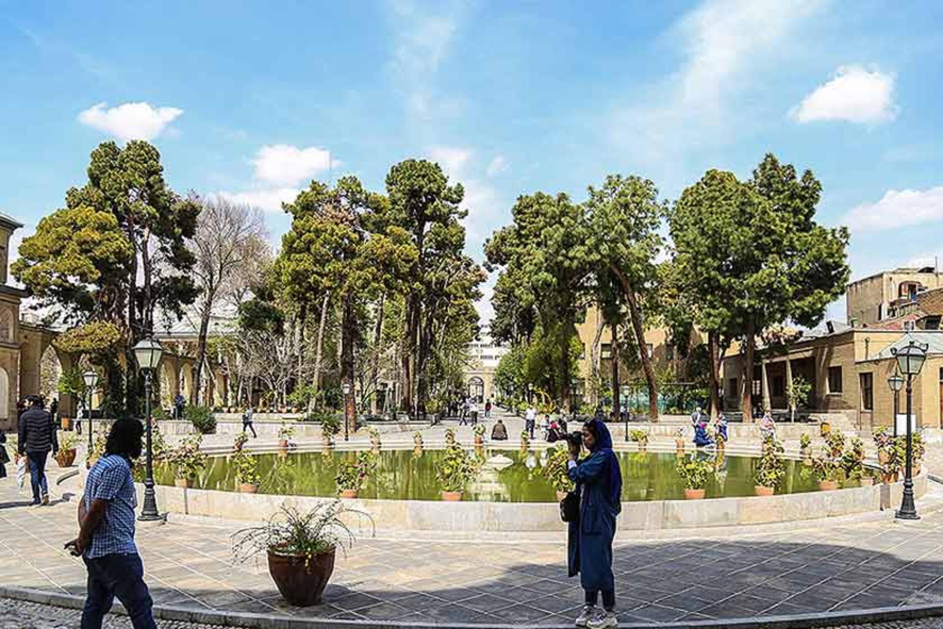 حوض بزرگ عمارت مسعودیه