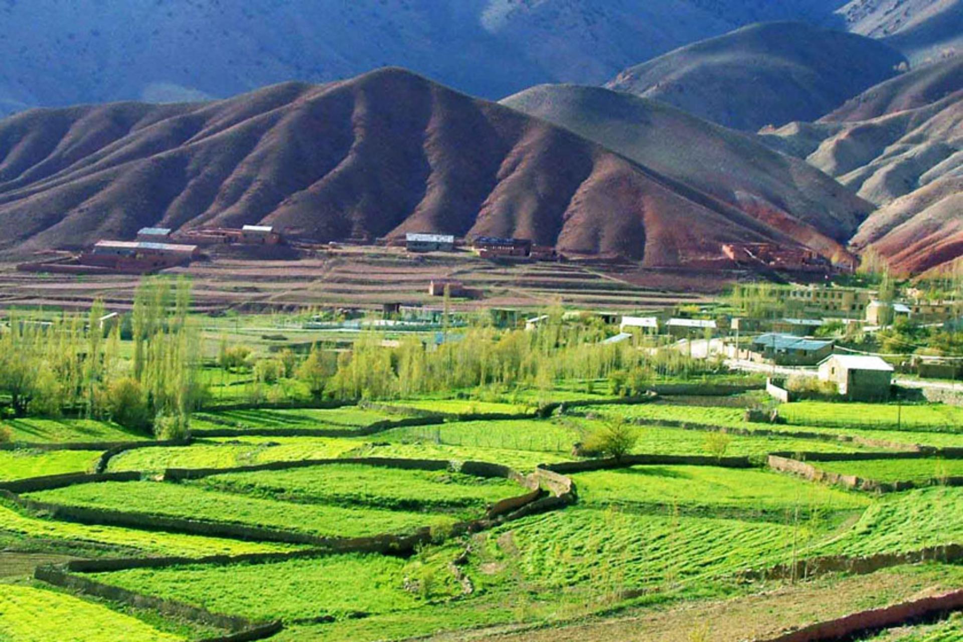 مناظر طبیعی شهمیرزاد در استان سمنان