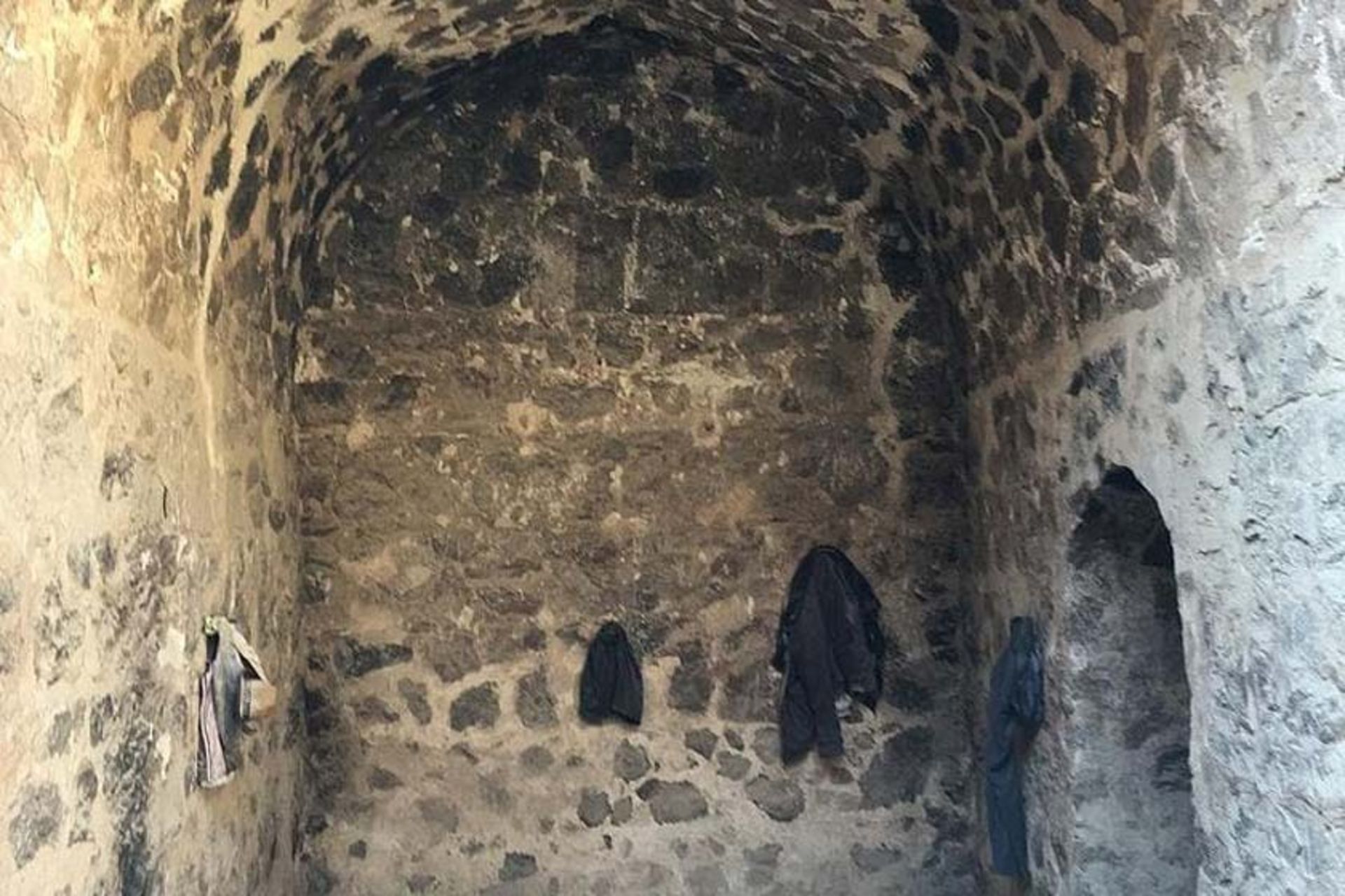 فضاهای درونی زندان هارون الرشید