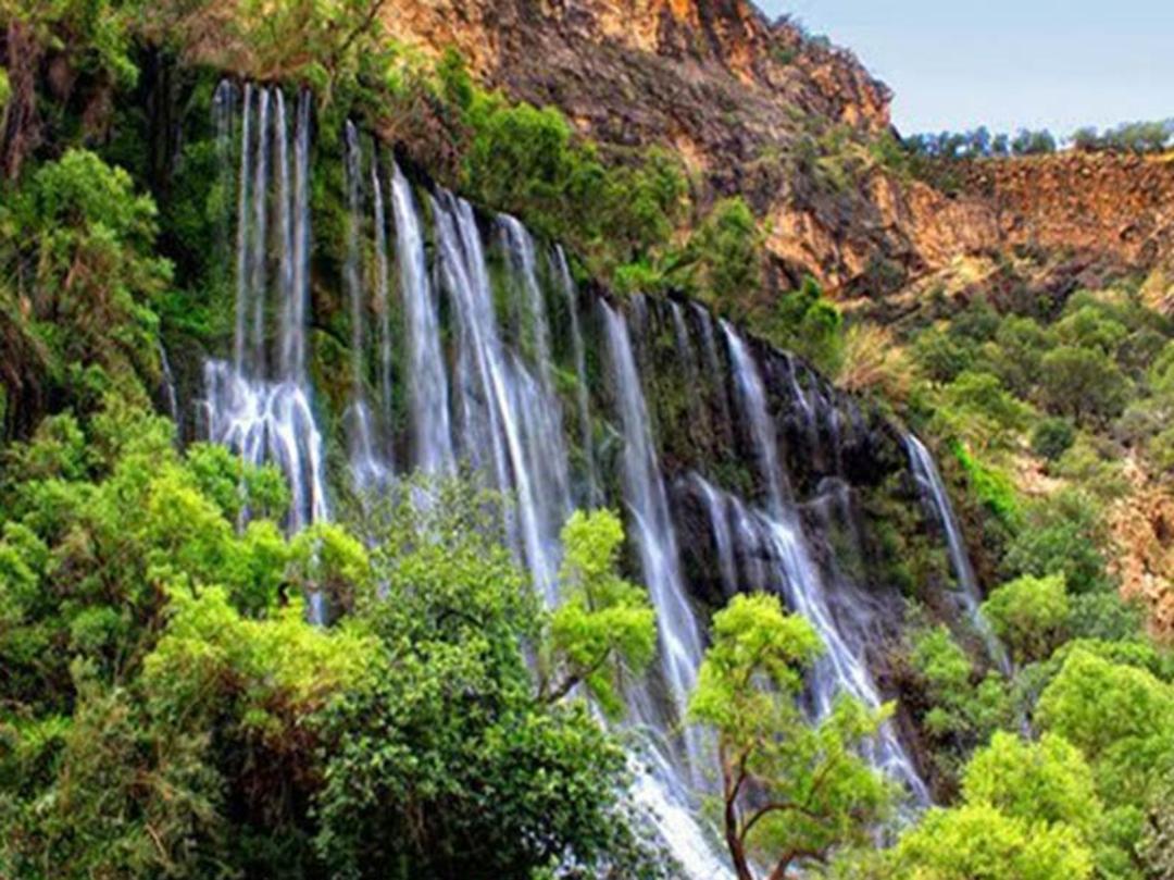 آبشار شوی در نزدیکی دزفول از نمای نزدیک