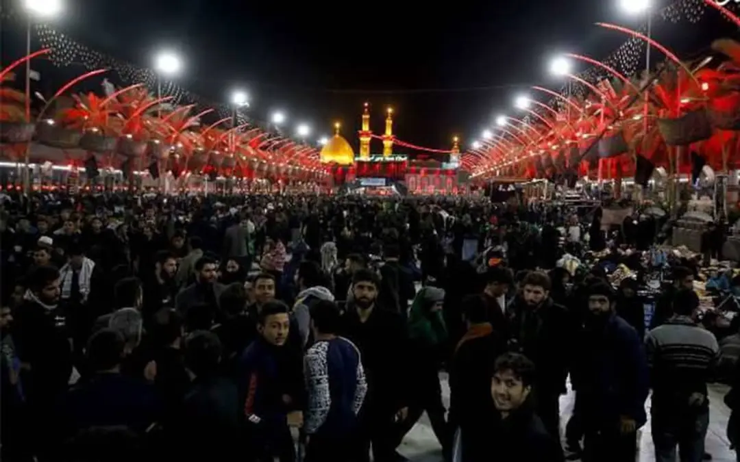 تجمع زائران در بین الحرمین