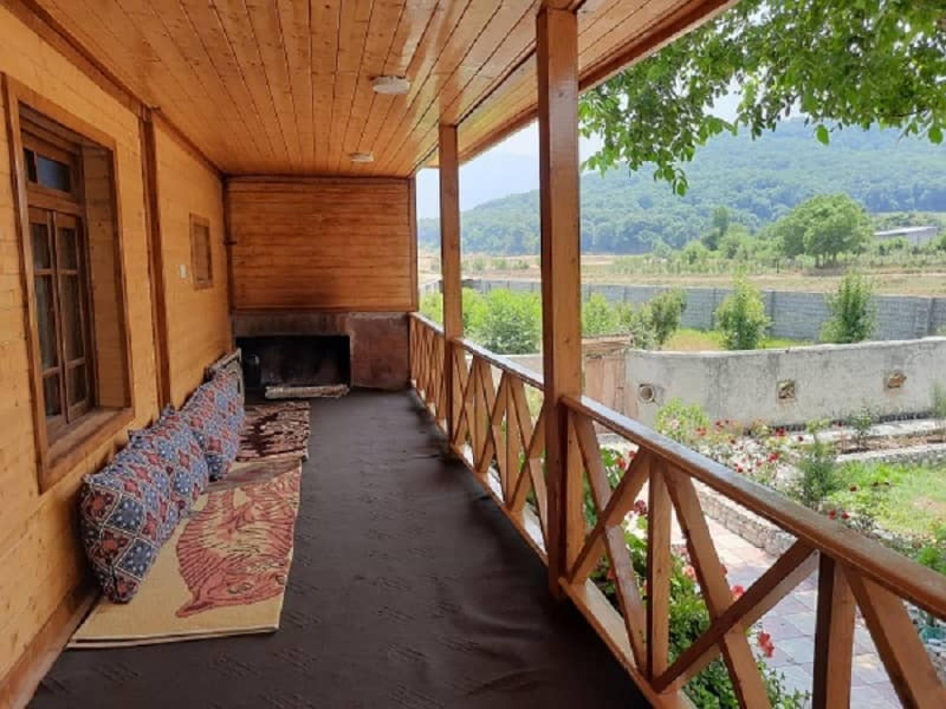 اقامتگاه بومگردی کبودوال