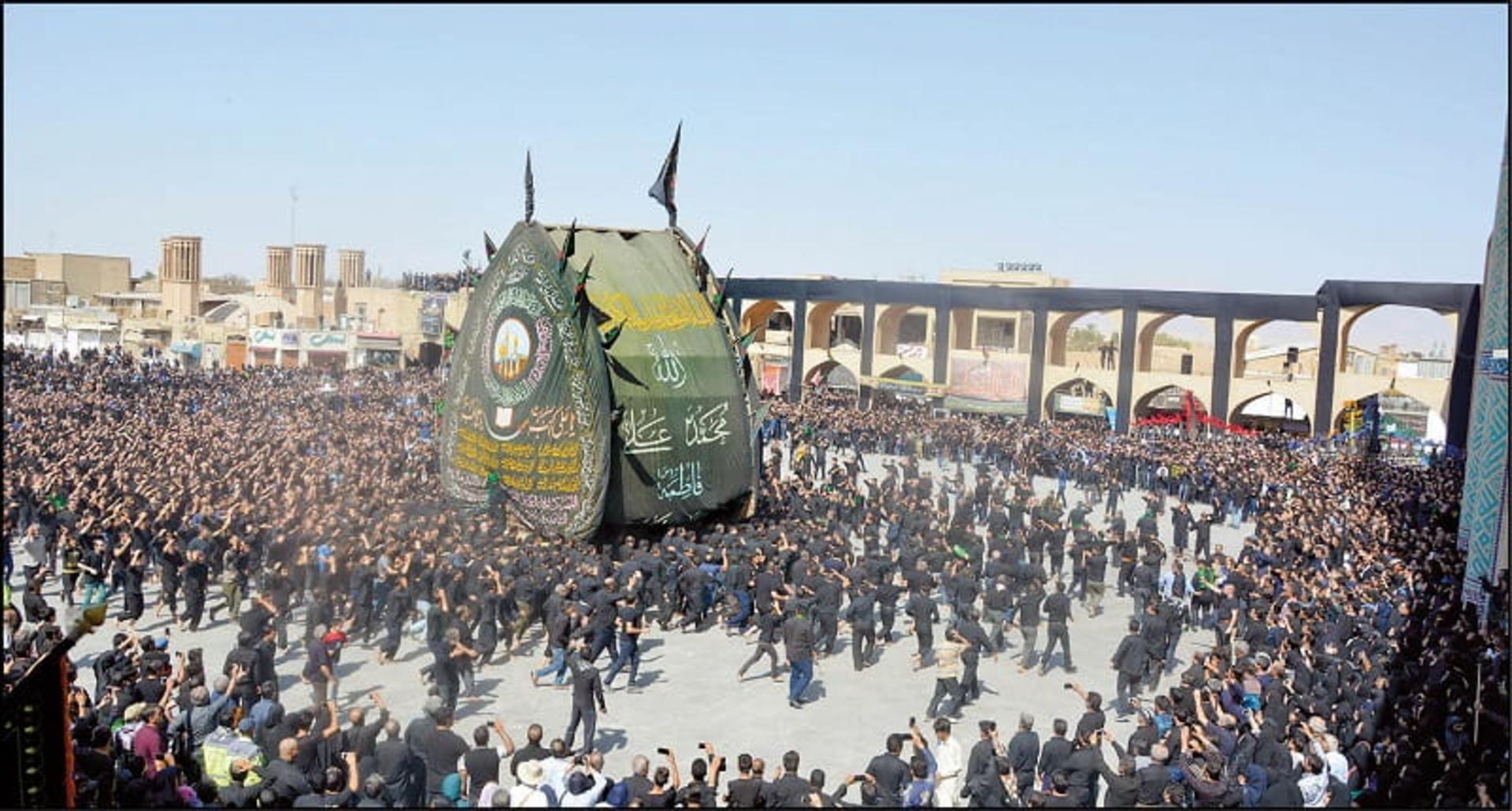 نخل گردانی فردوس
