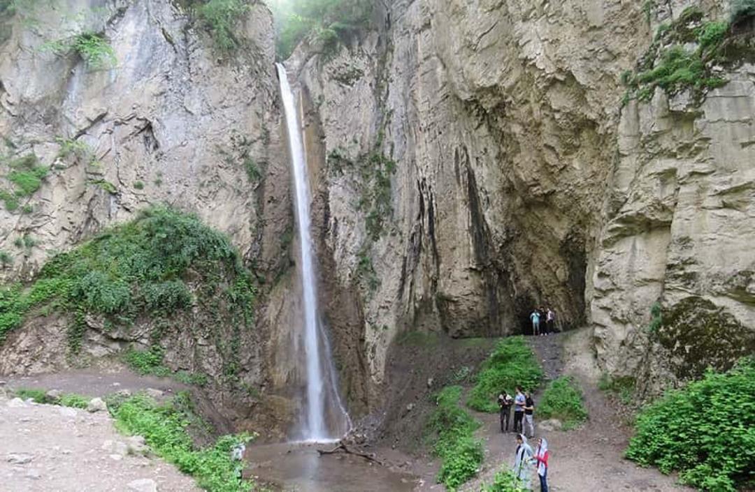 آبشار روستای زیارت