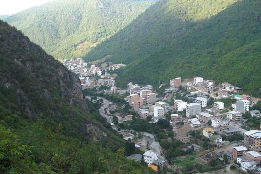 کوهنوردی در ارتفاعات روستا زیارت