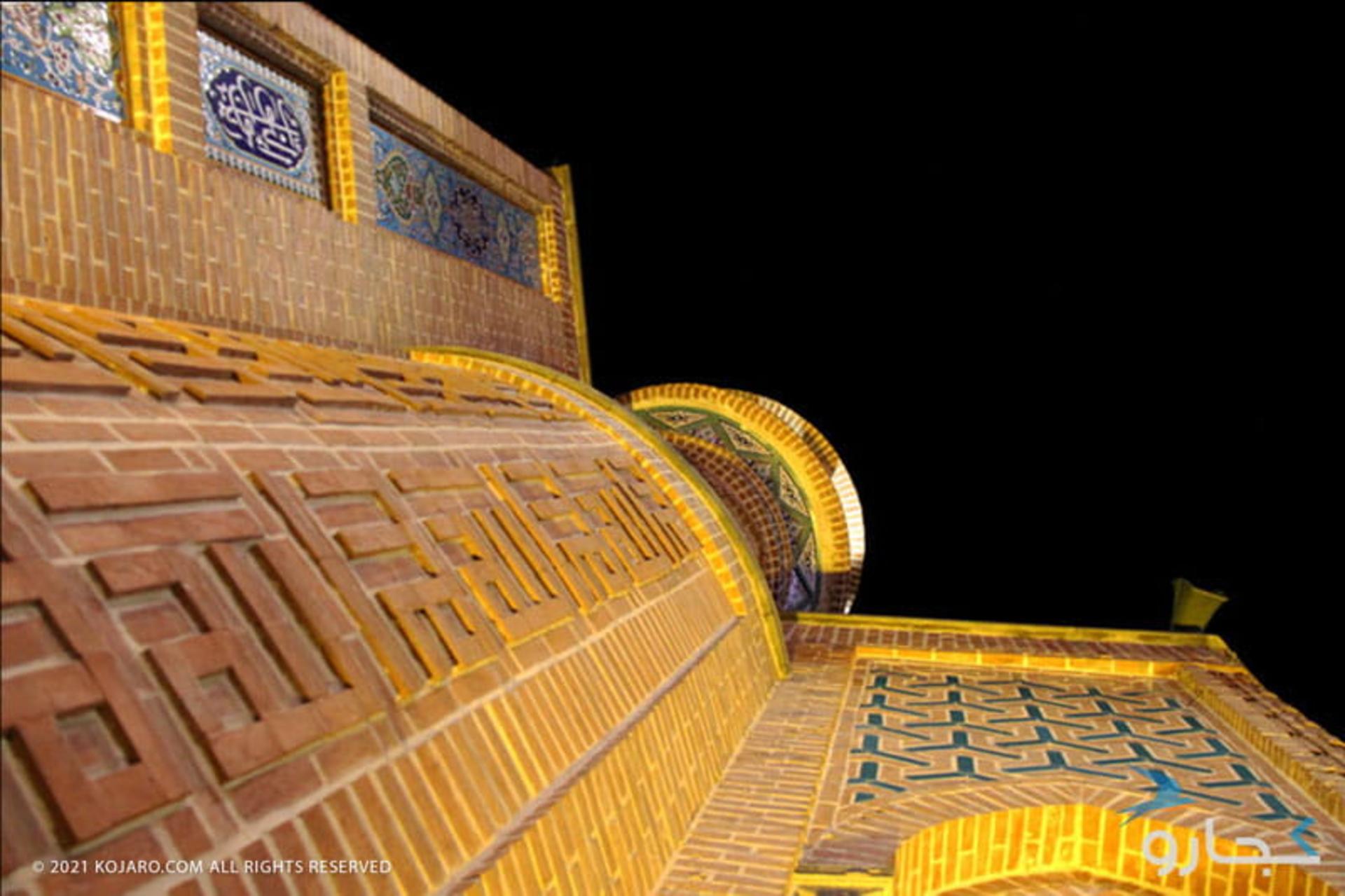 مناره مسجد عالی‌قاپو