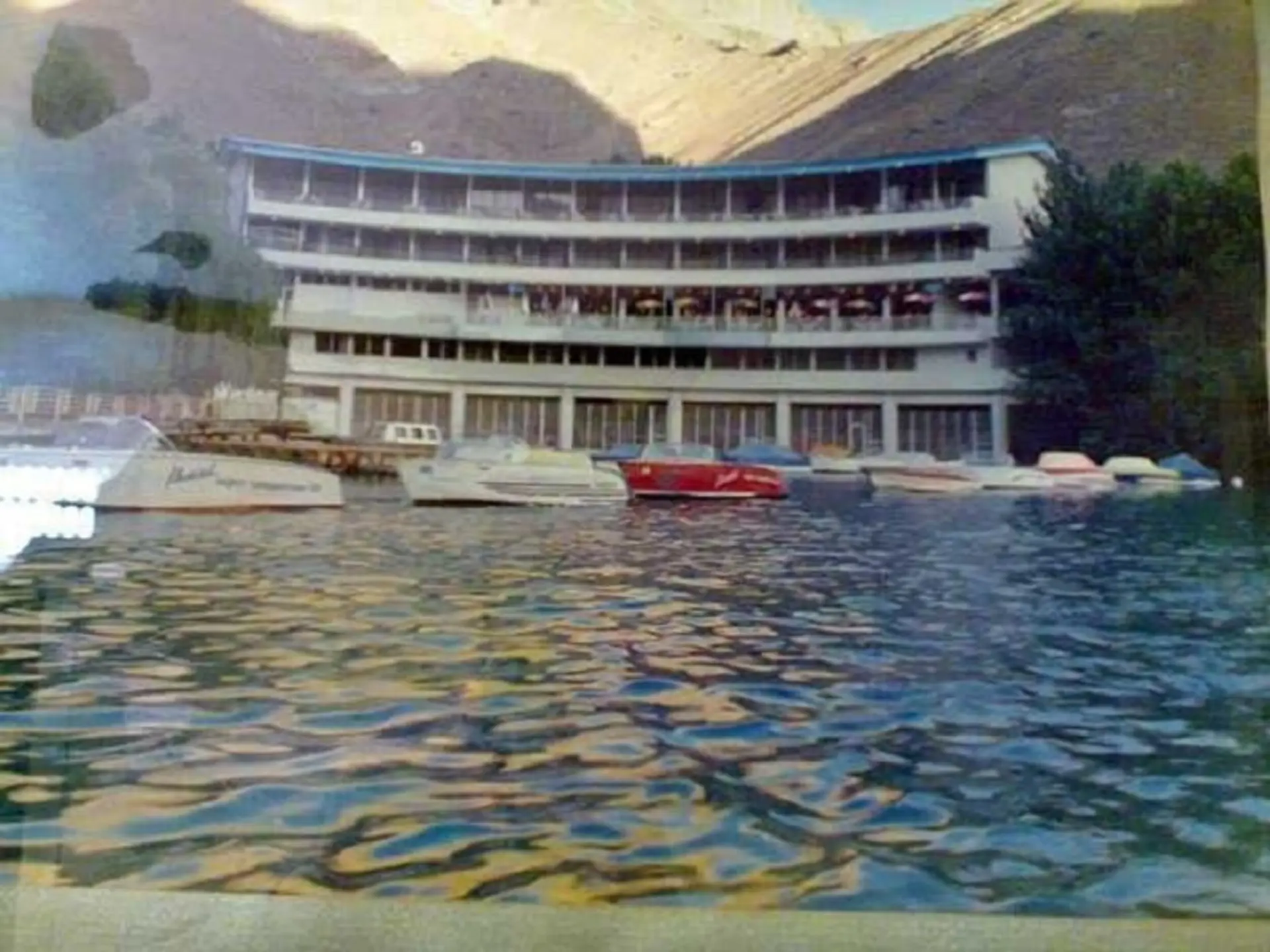 هتل واریان