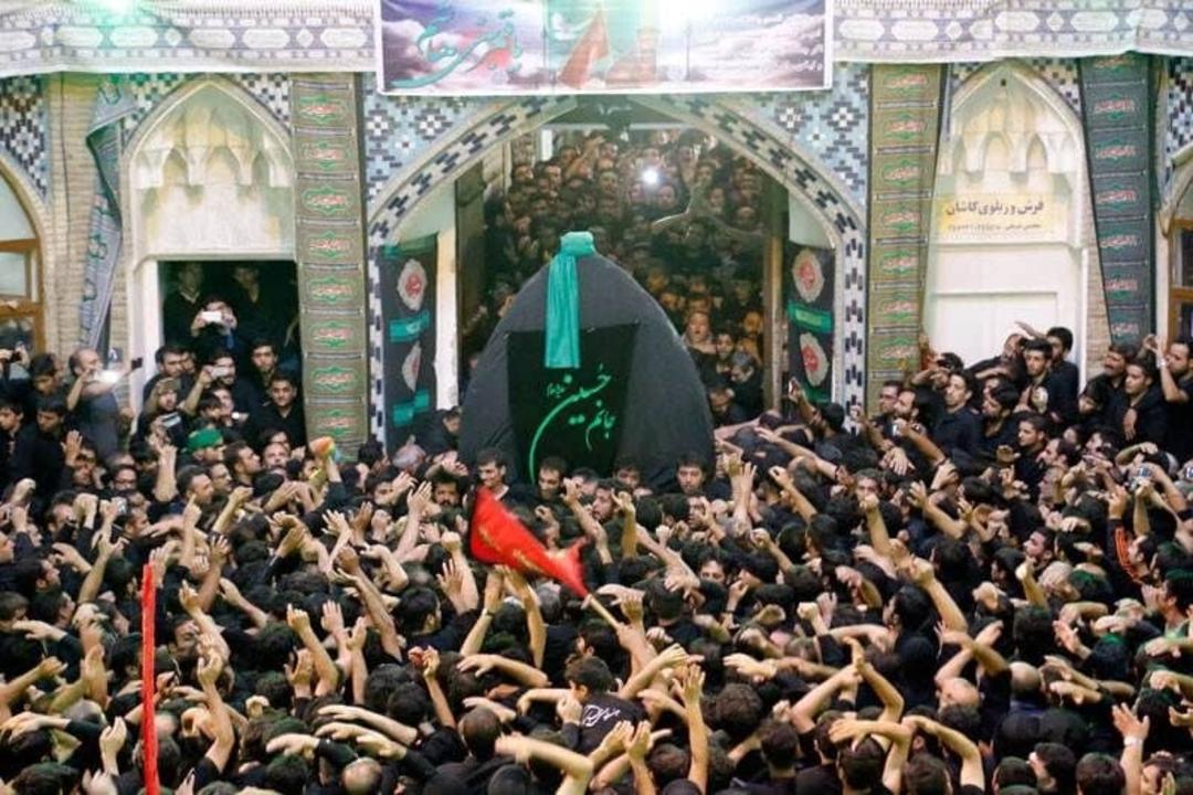 نخل گردانی کاشان