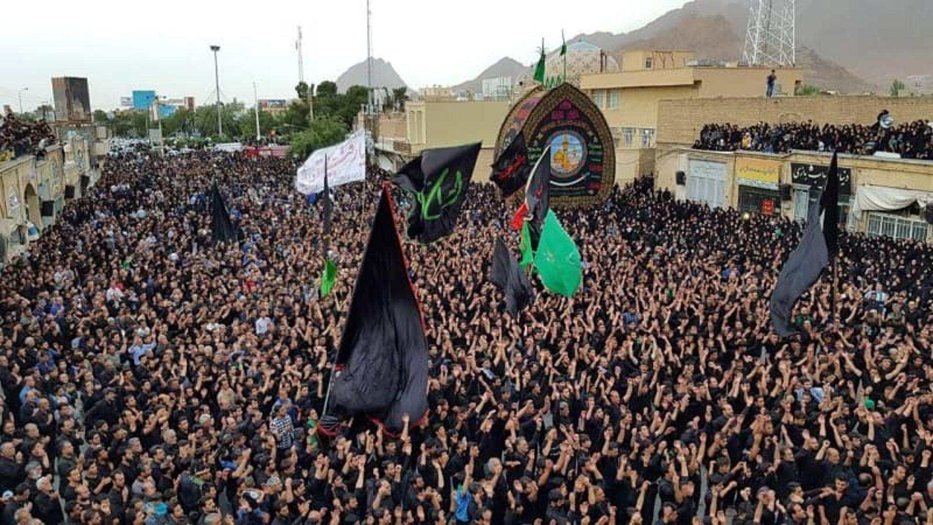 نخل گردانی در محرم