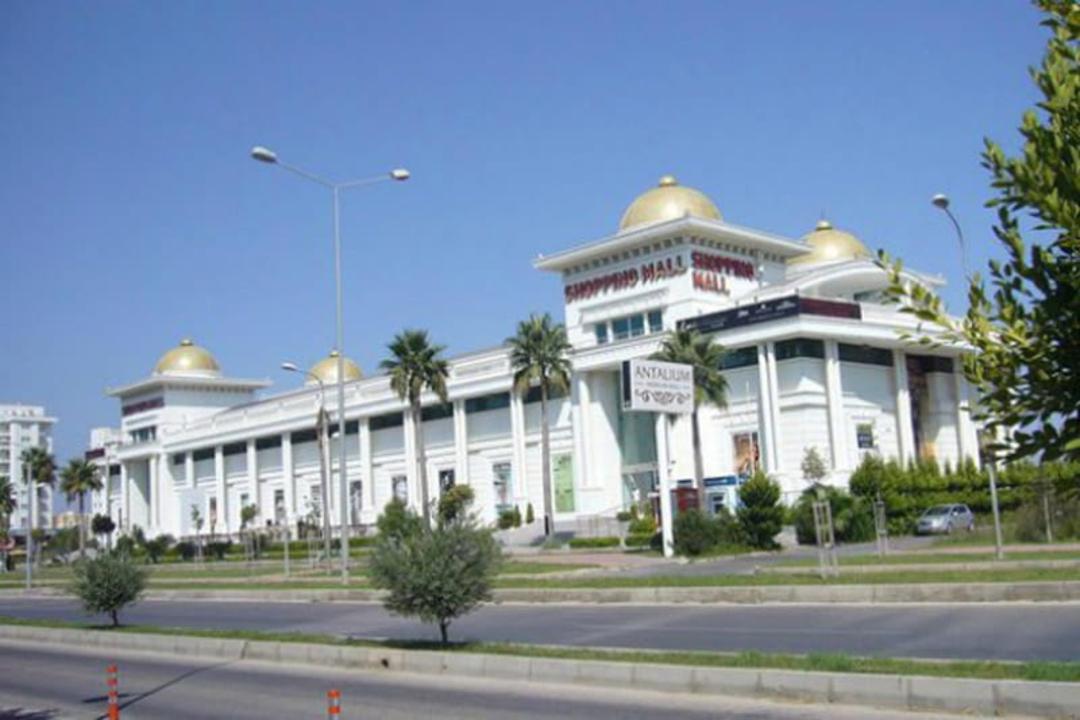 خیابان مقابل مرکز خرید آنتالیم پریمیوم آنتالیا