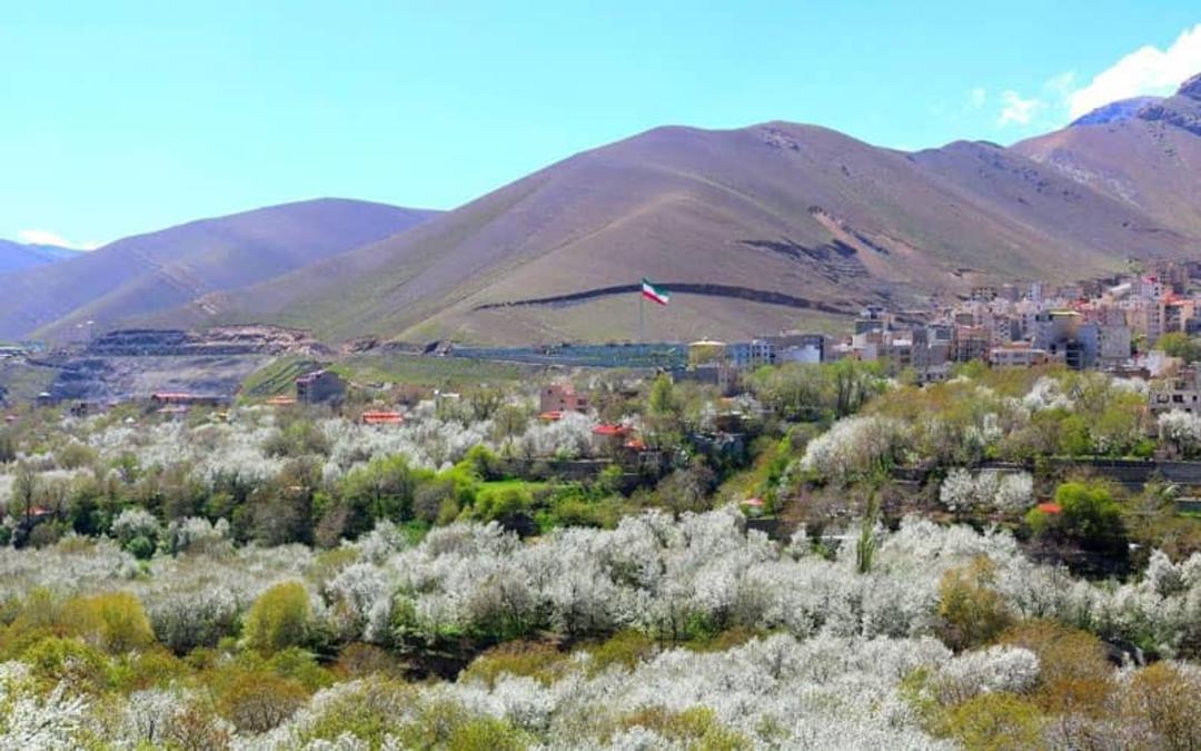 طبیعت بهاری سولقان از ییلاقات اطراف تهران