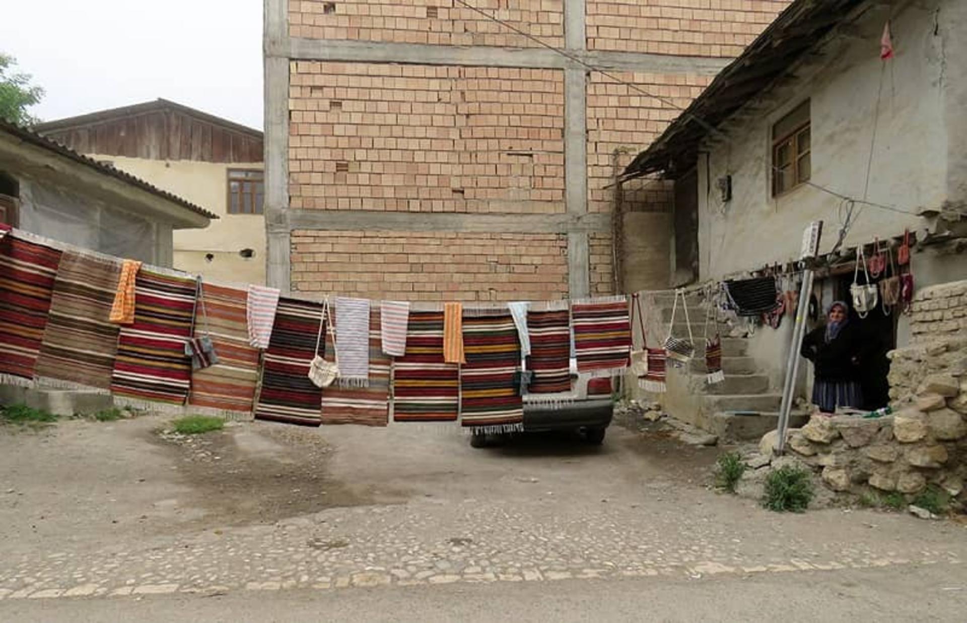 صنایع دستی در روستای زیارت گرگان