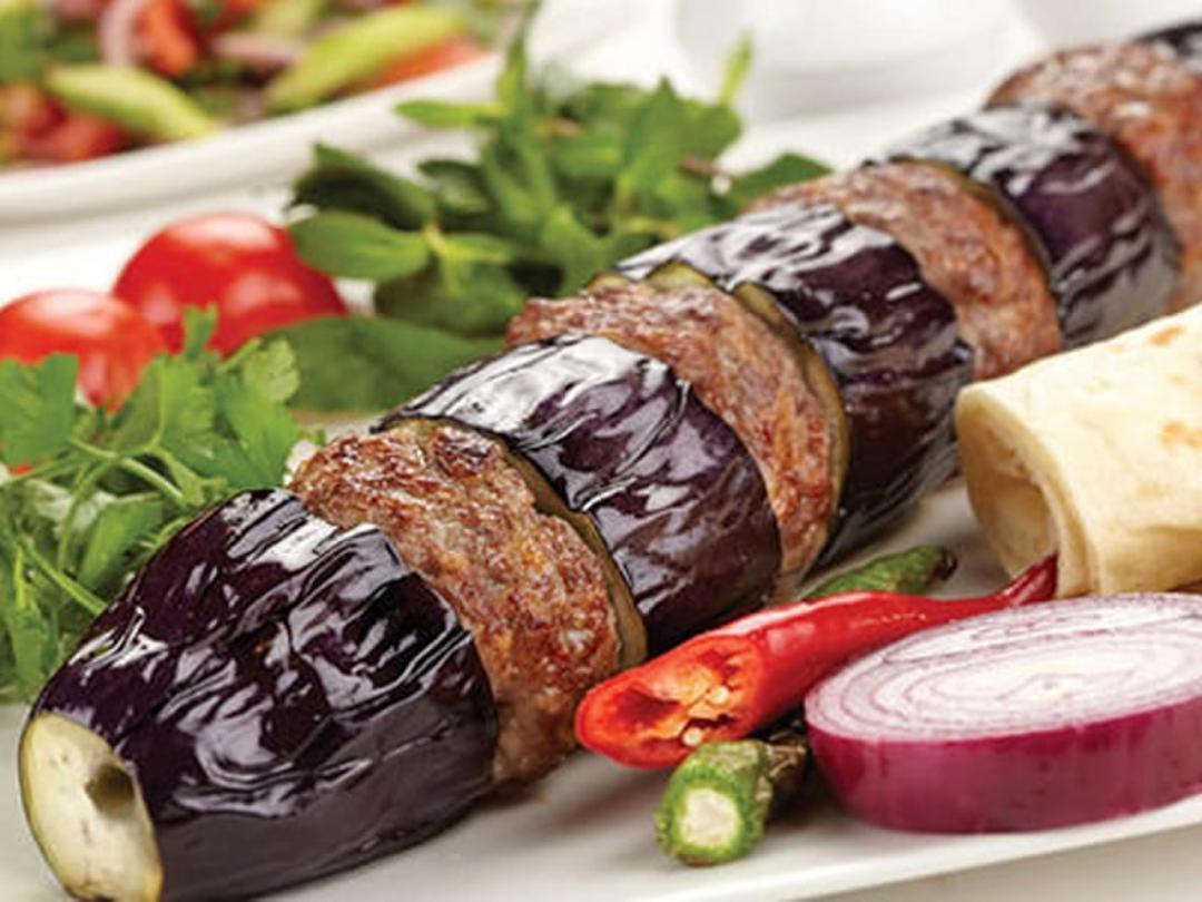 طرز تهیه بادمجان کباب ترکیه