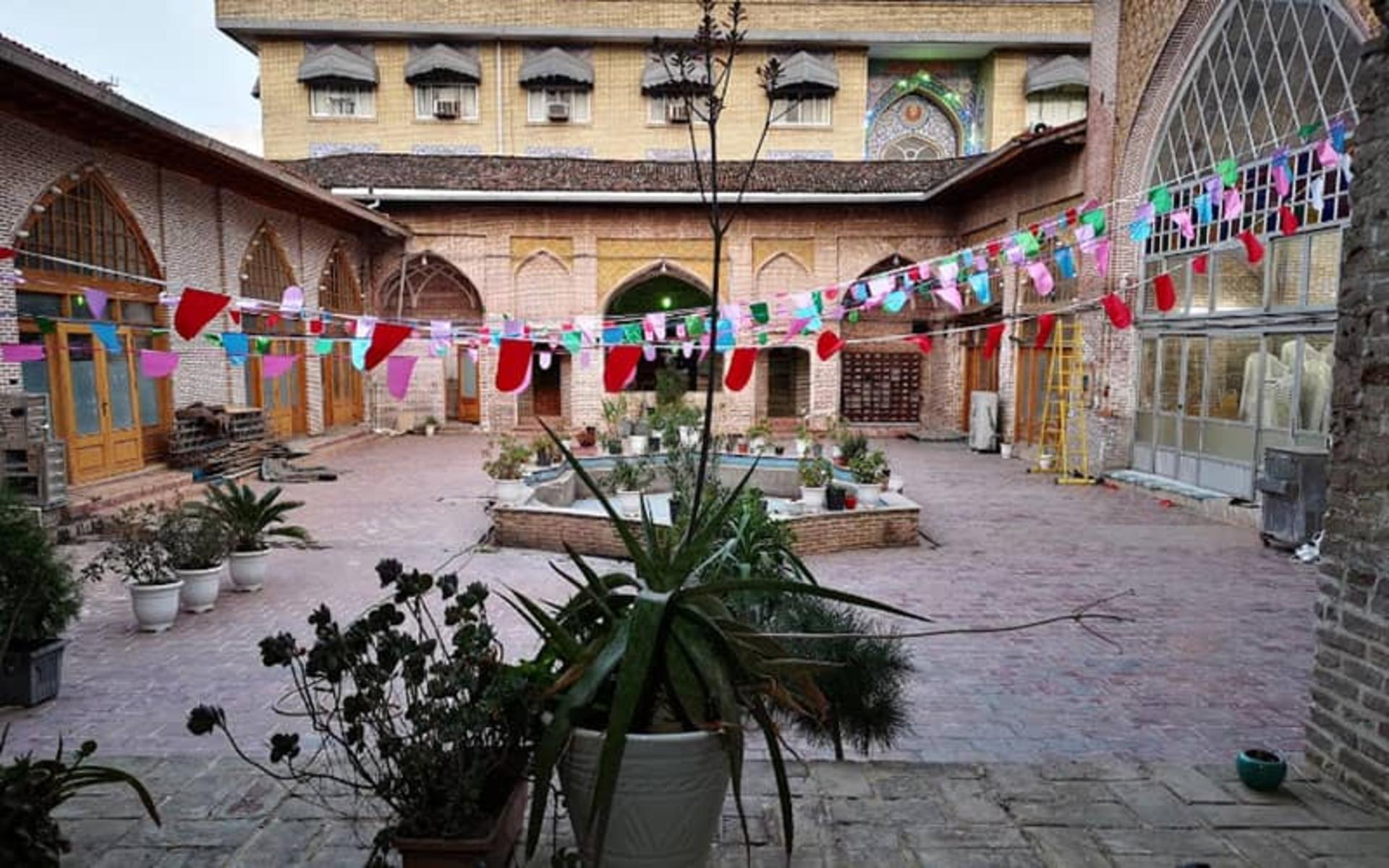 حیاط مسجد جامع بابل
