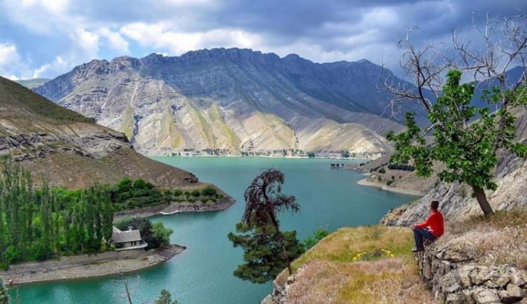 عکاسی در روستای واریان