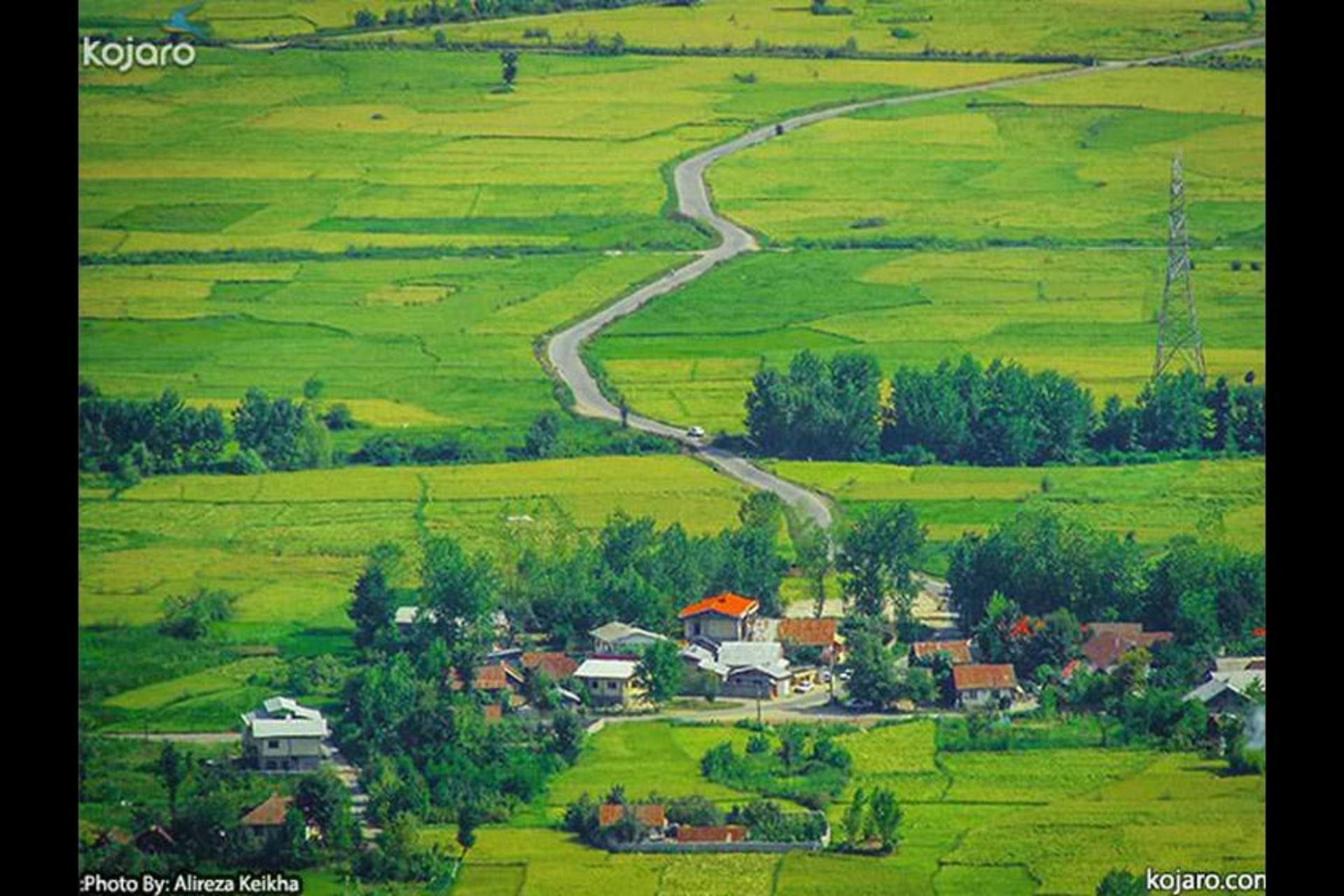 روستاهای دیدنی شمال از نمای تله‌کابین بام سبز لاهیجان