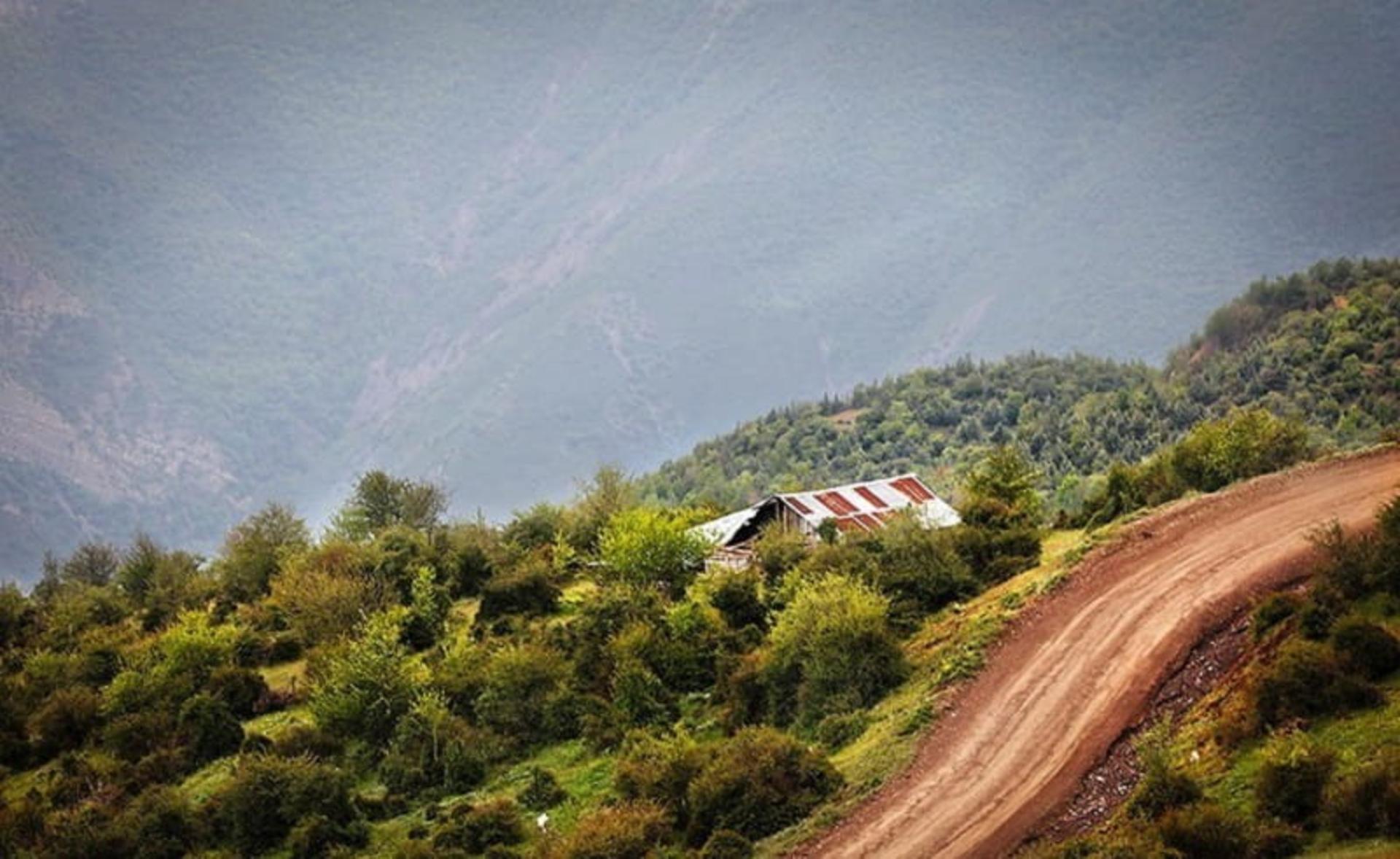 روستای لرزنه آلاشت