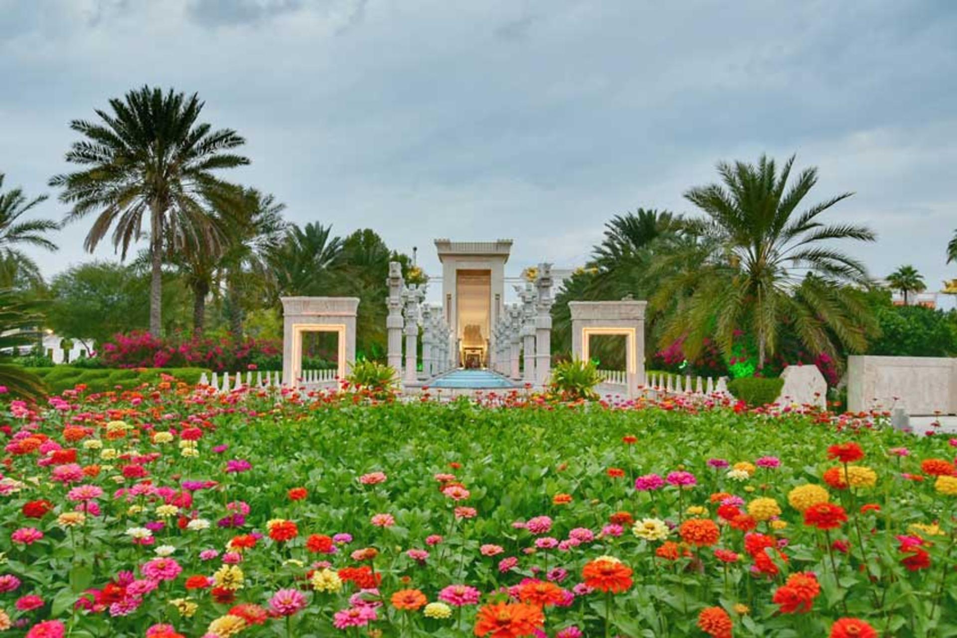 نمایی زیبا از هتل داریوش کیش