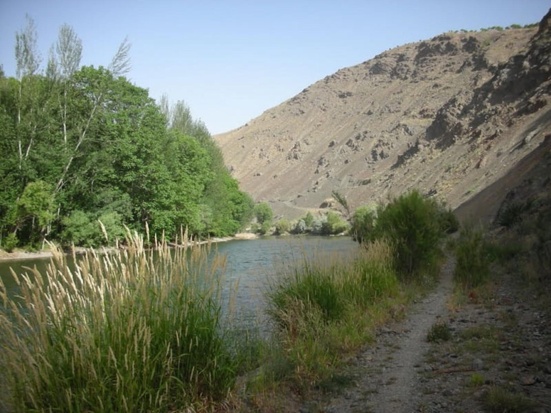 زاینده رود پر آب در روستای هوره