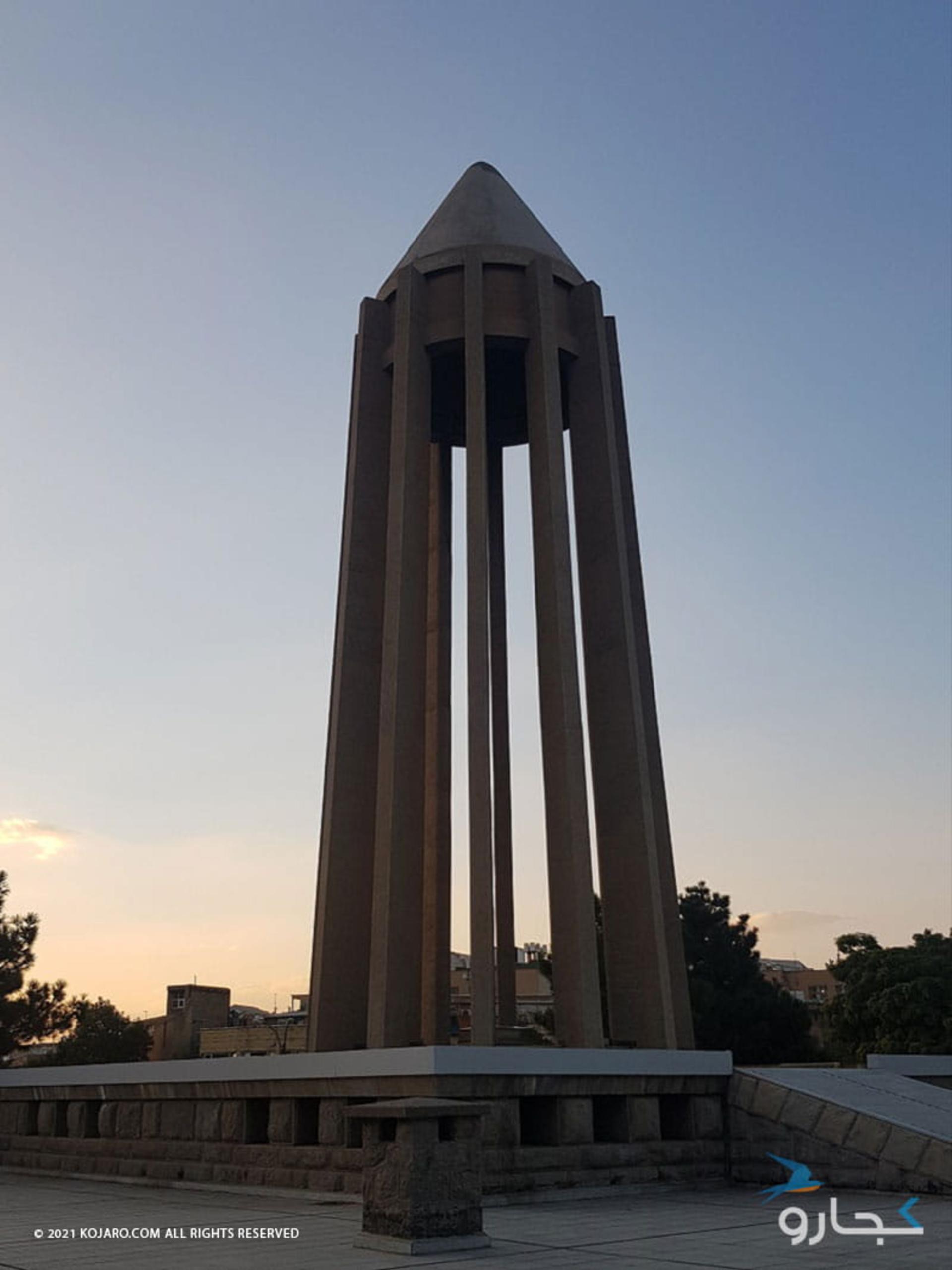 مقبره بوعلی سینا
