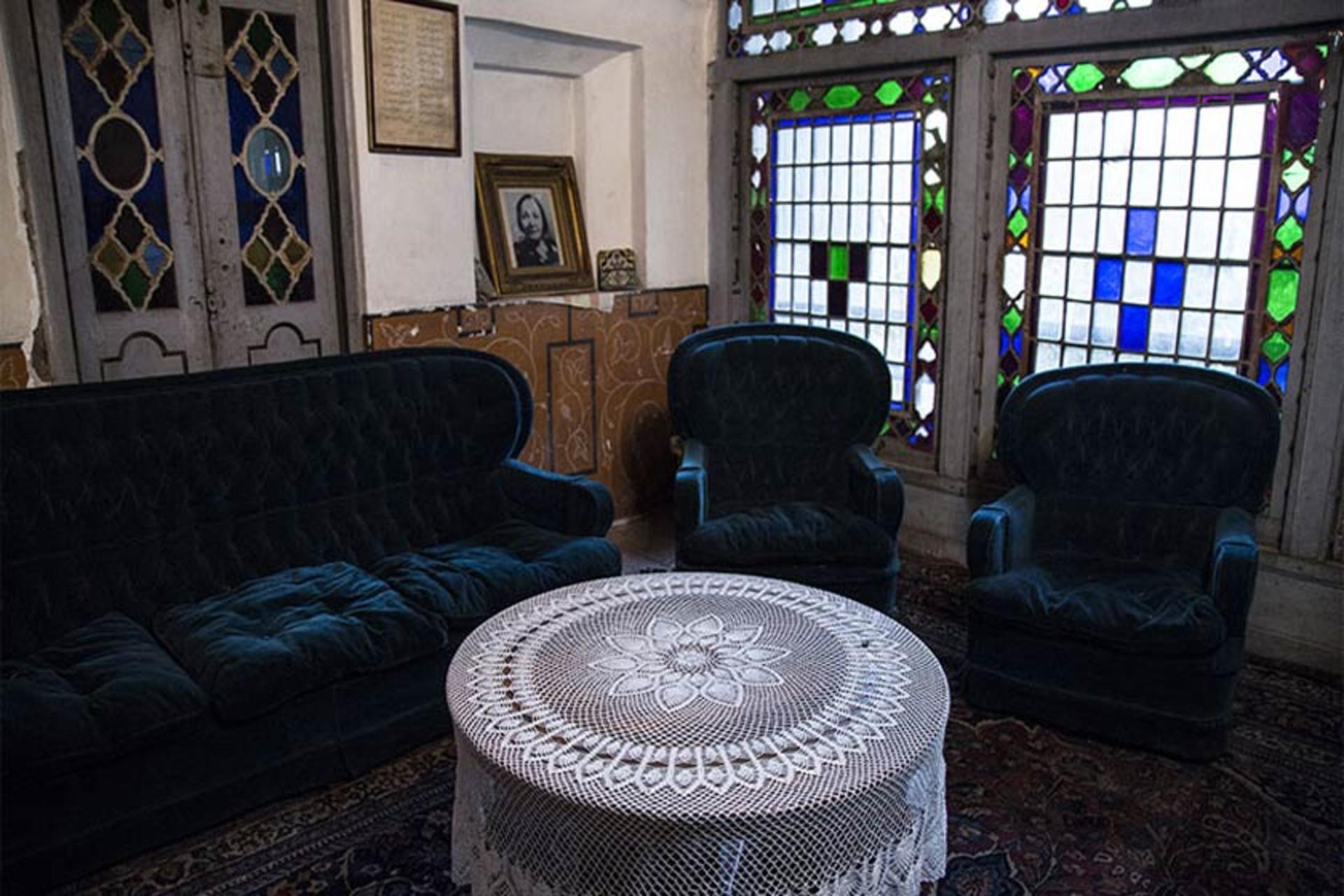 مبلمان خانه منجم باشی
