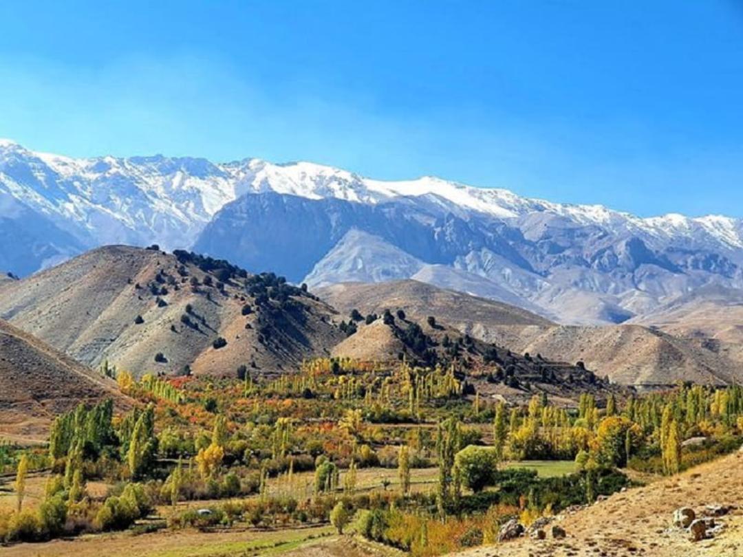 کوهنوردی در روستای آسور