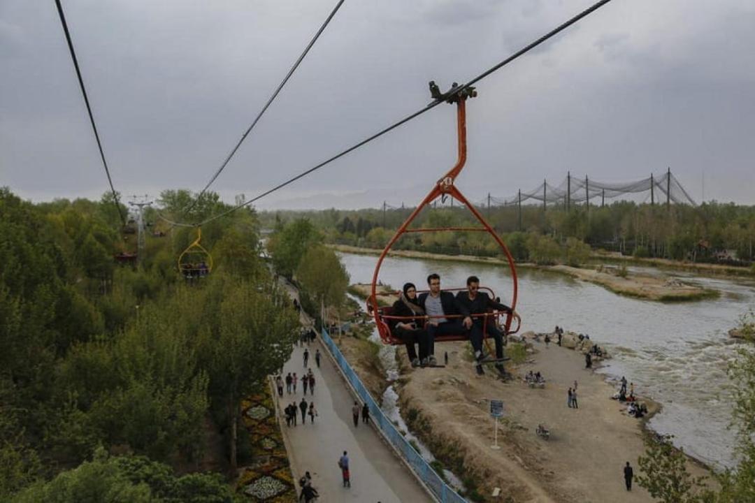 تلهسیژ ناژوان