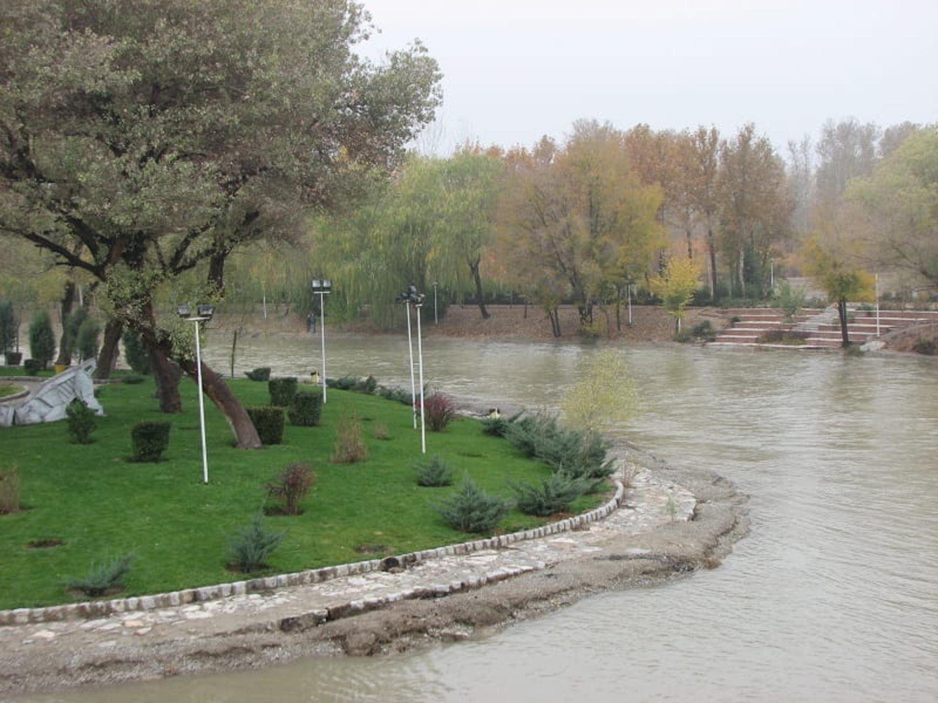 پارک ساحلی ناژوان