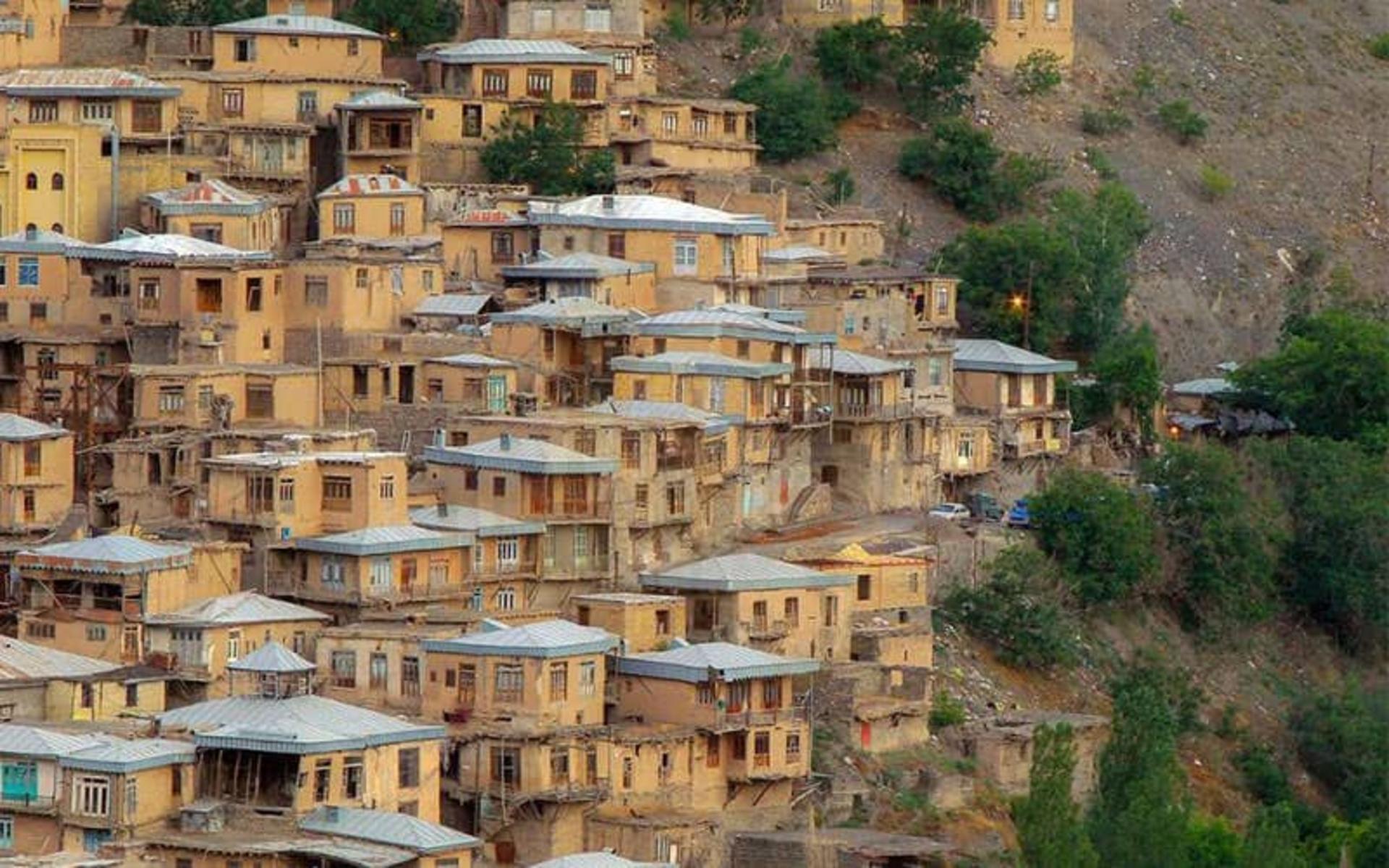 روستایی با معماری پلکانی 