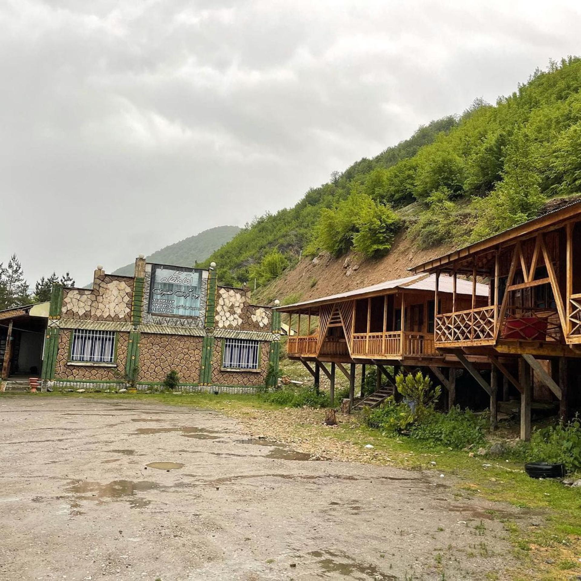 نمای کلی مجموعه خلعتبری