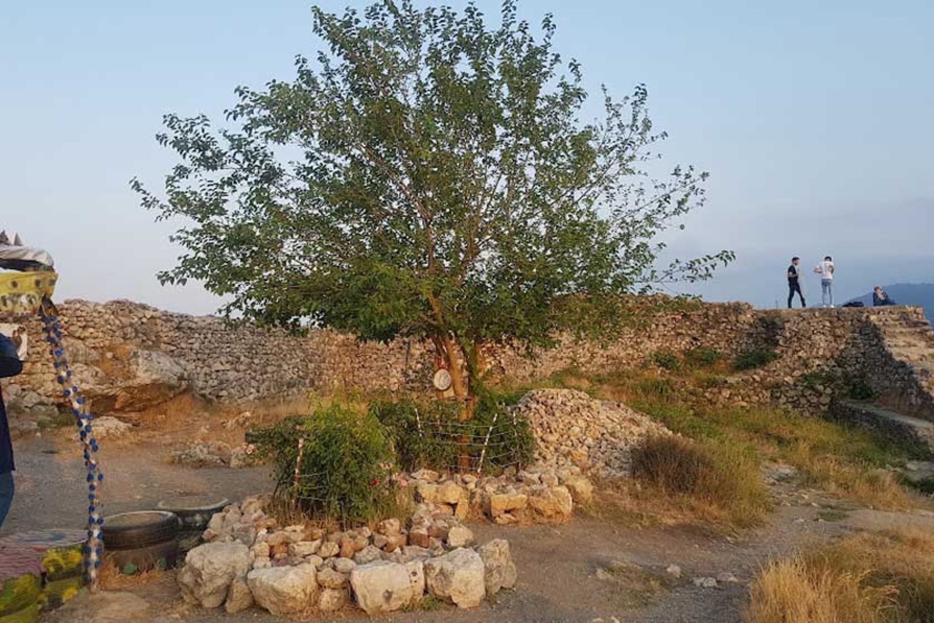 فضای داخلی قلعه مارکوه