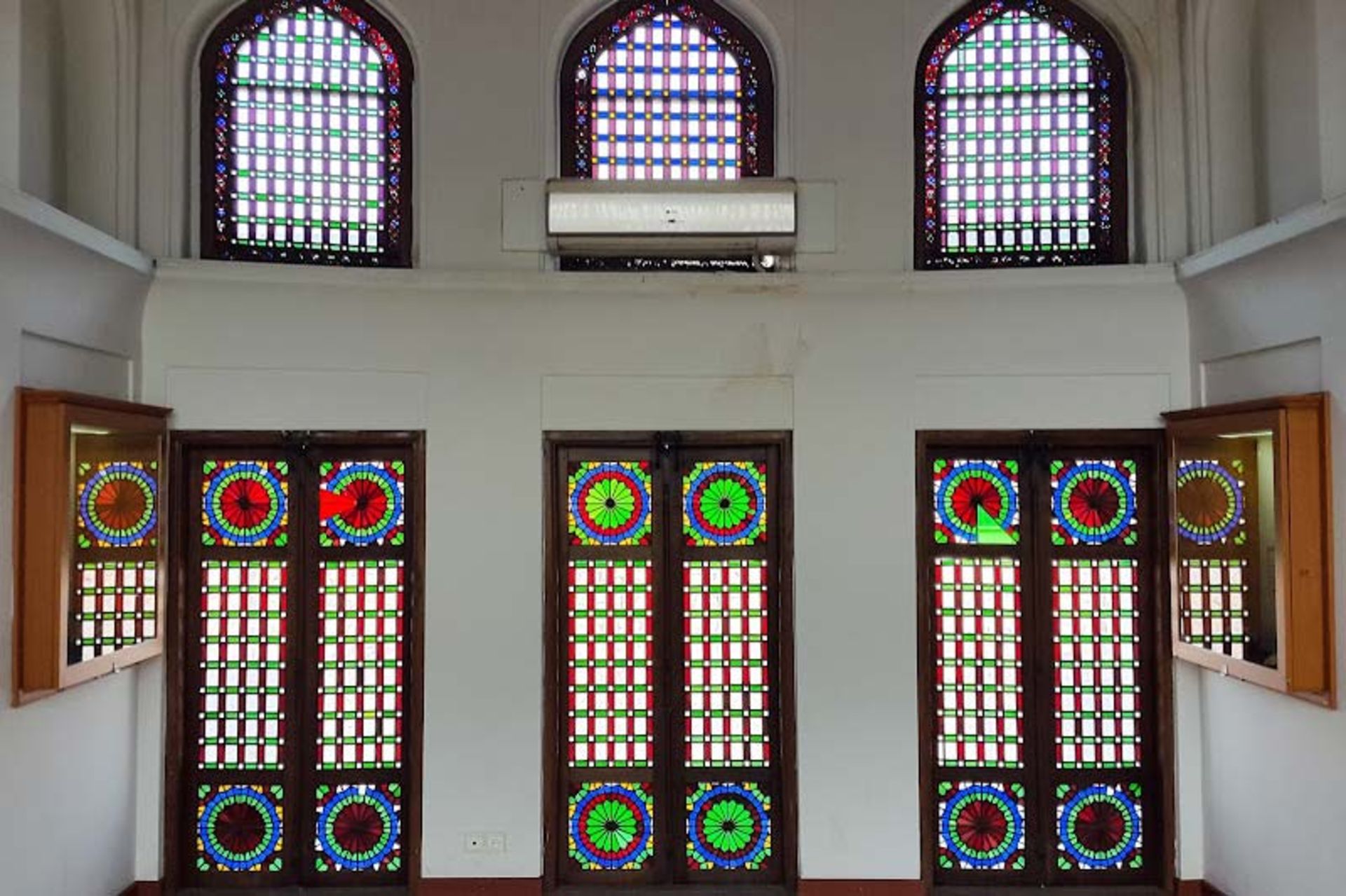 ارسی‌های خانه کلبادی ساری