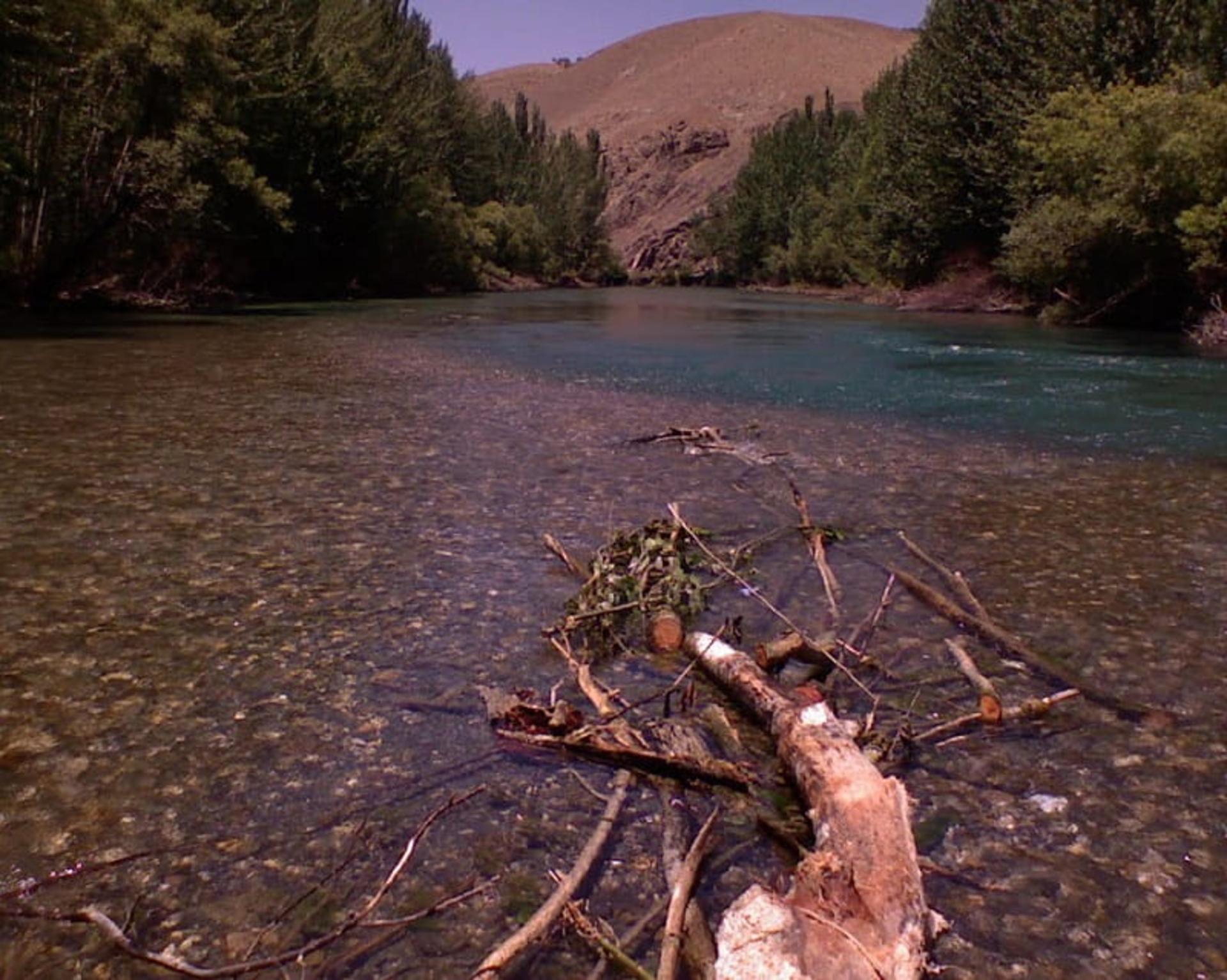 روزهای پاییزی در زاینده رود در روستای هوره