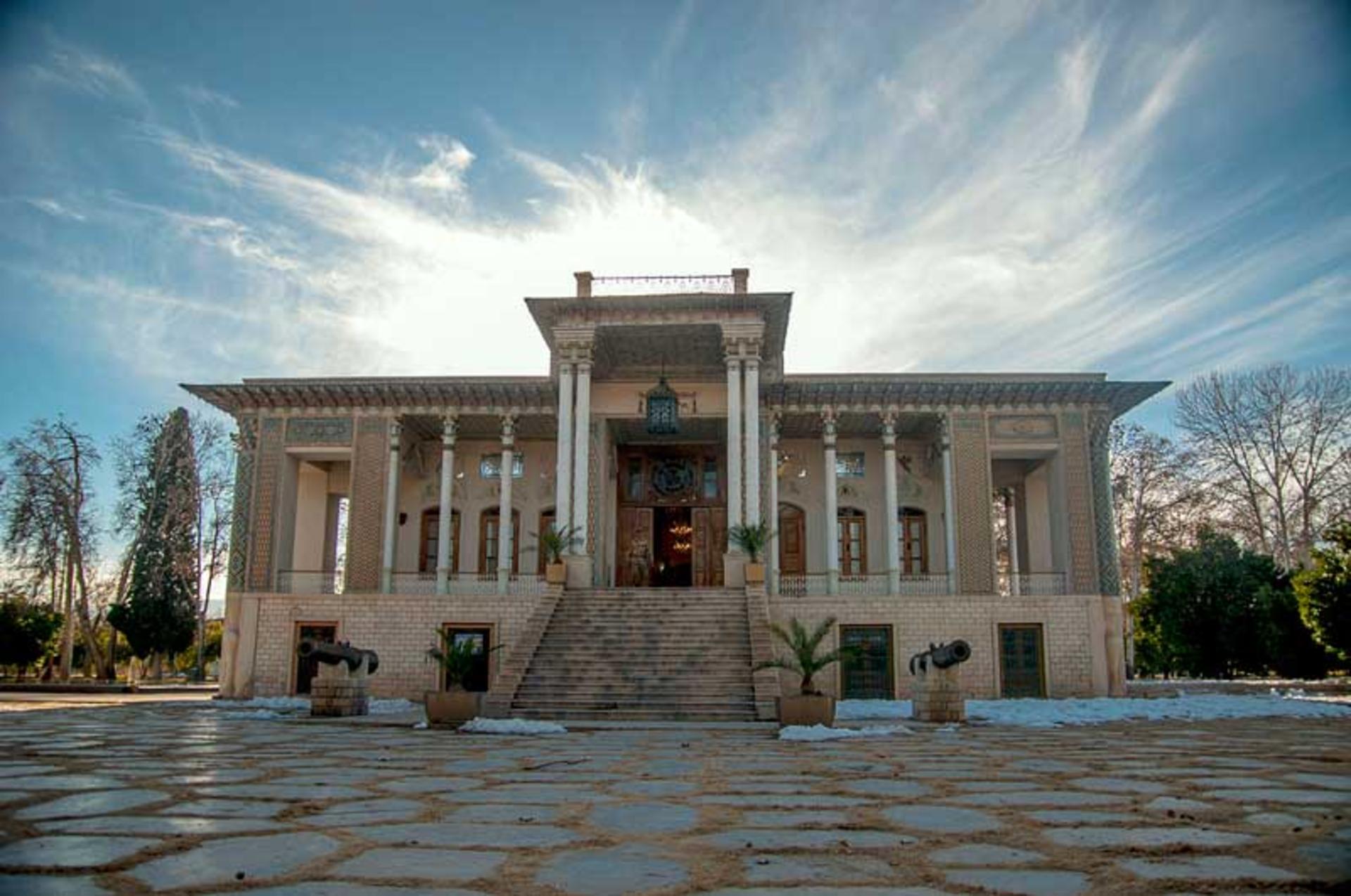 باغ عفیف اباد شیراز