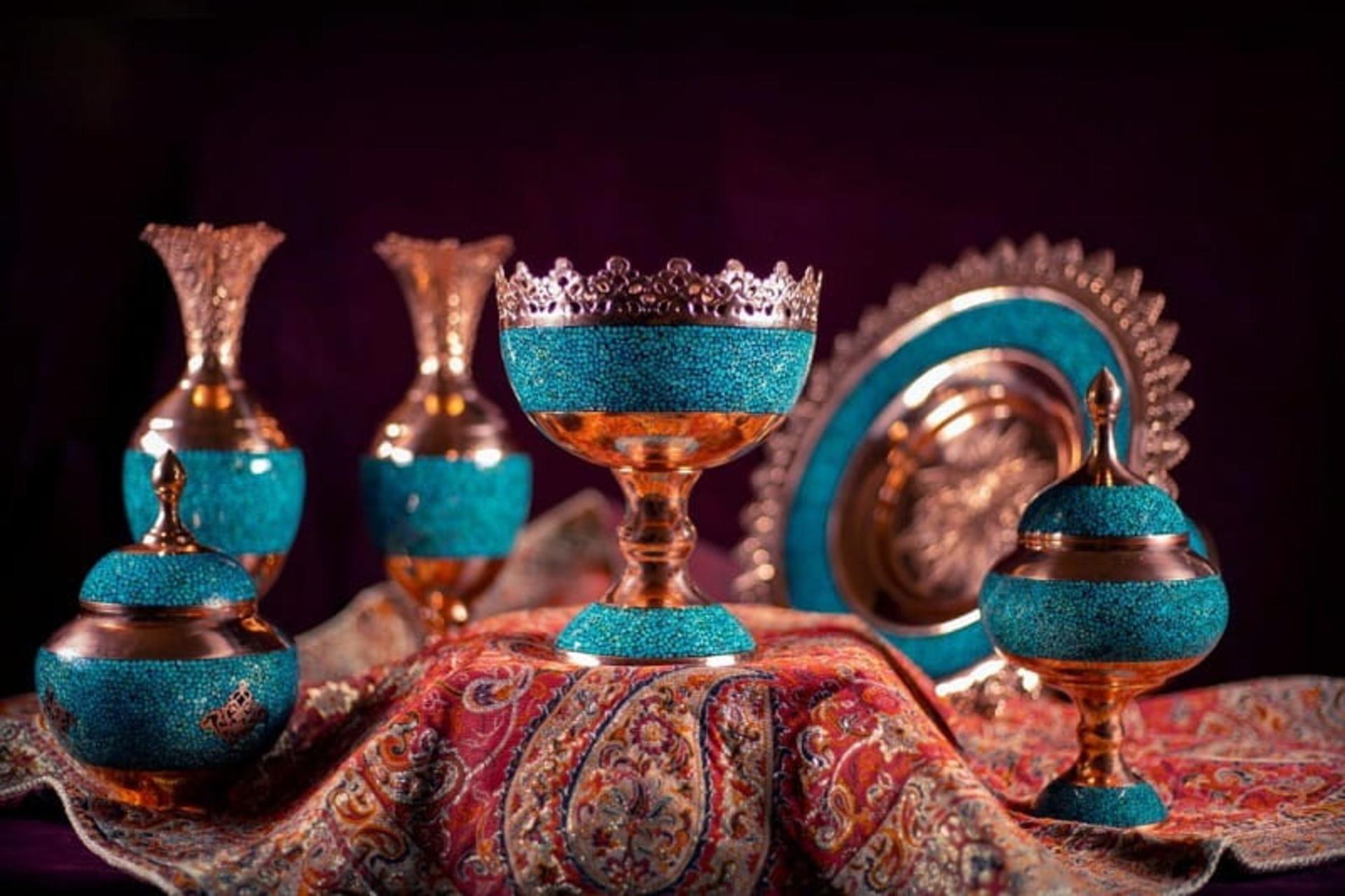 فیروزه کوبی