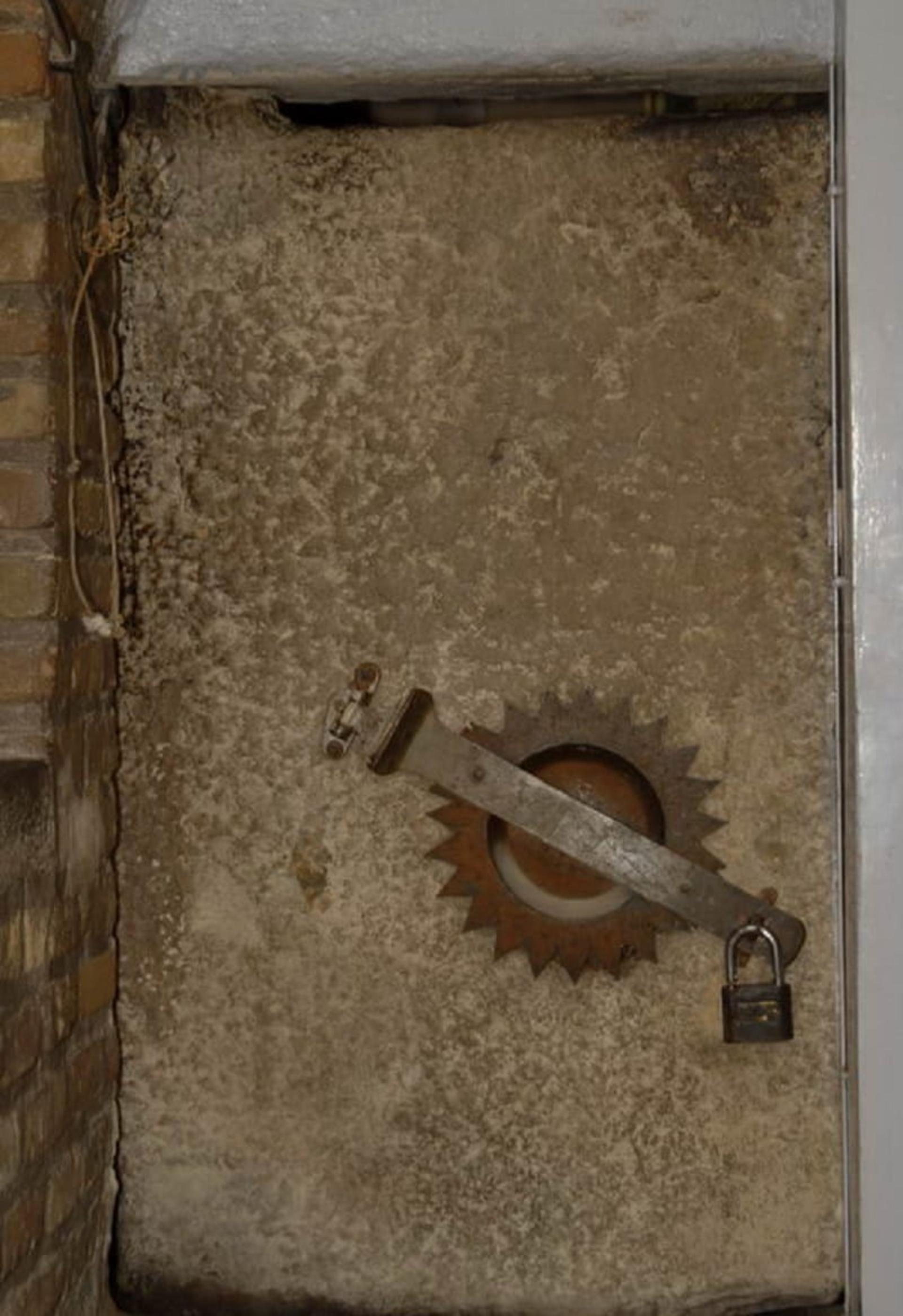 در گرانیتی کوتاه