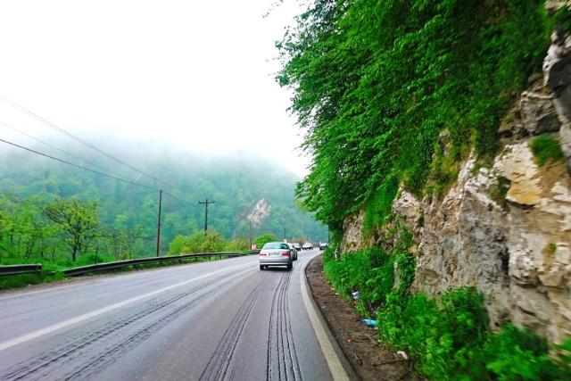 زیبایی‌های طبیعی در جاده هراز 
