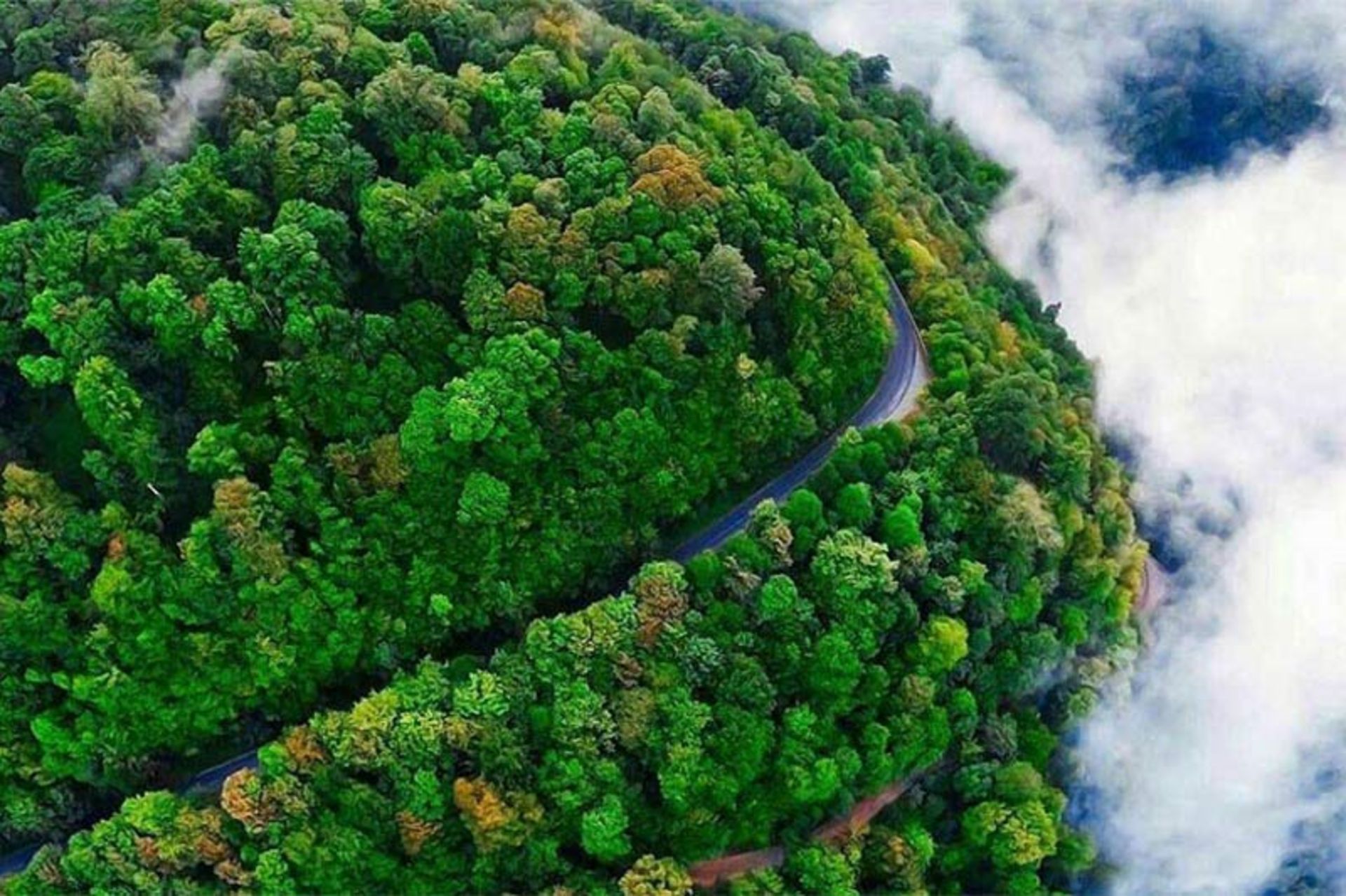 جاده اسالم به خلخال از نمای بالا