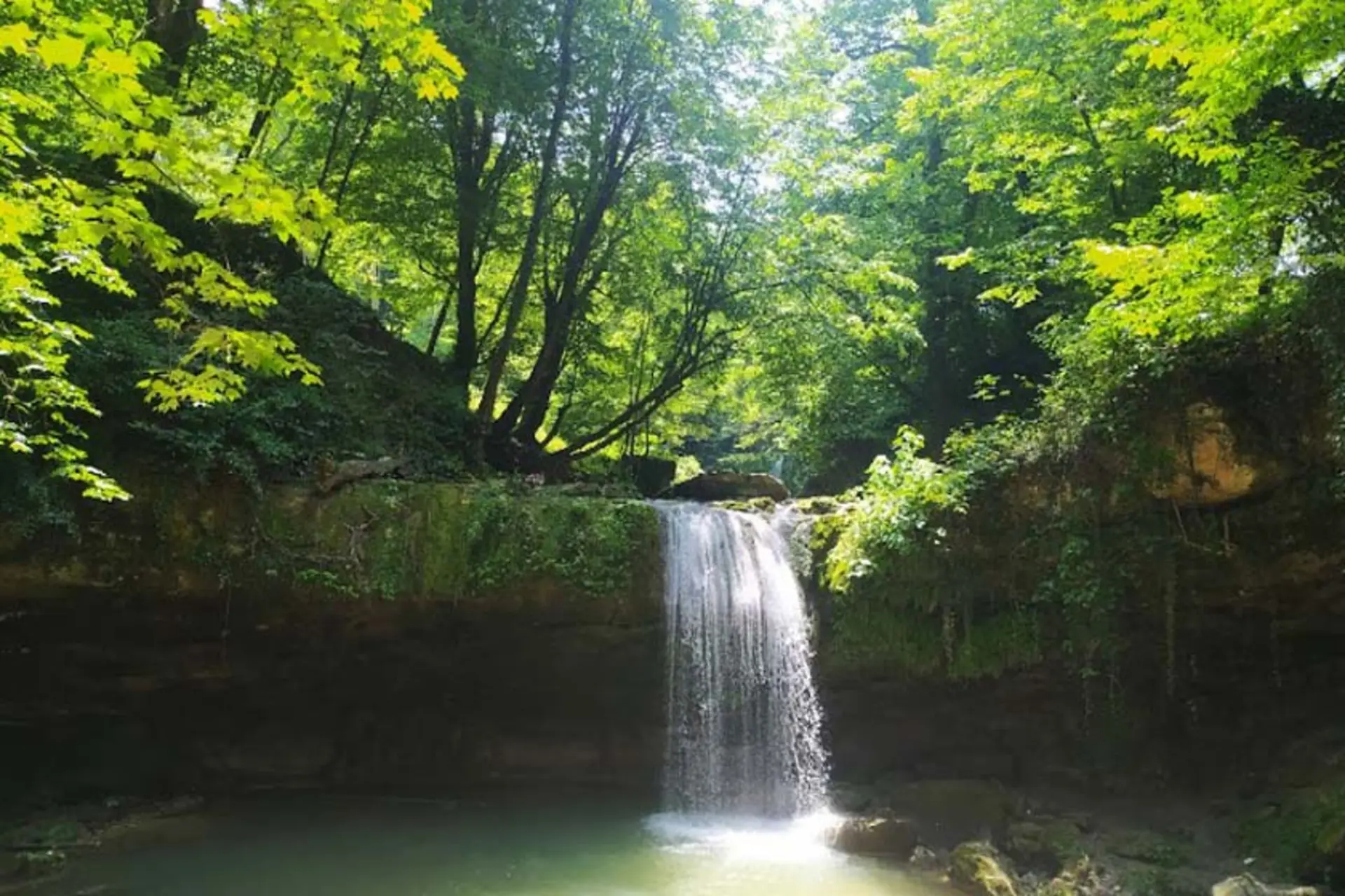 هفت آبشار تیرکن