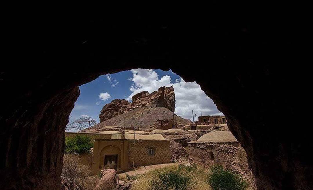 نمایی زیبا از روستای شواز