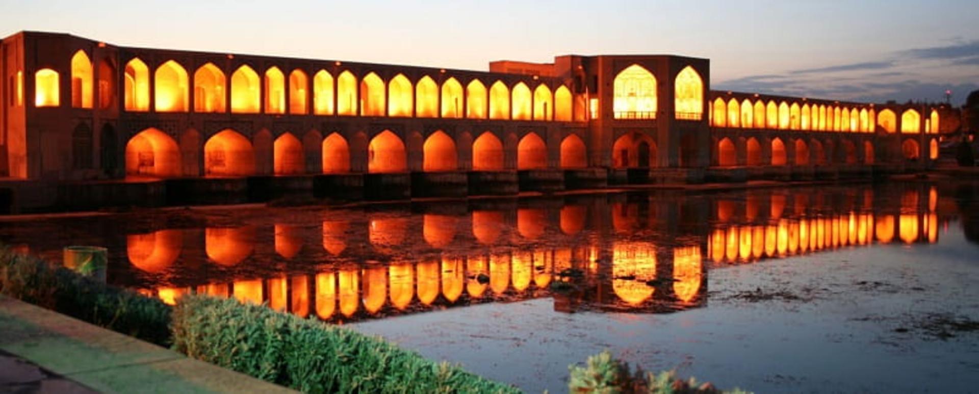 پل تاریخی خواجو