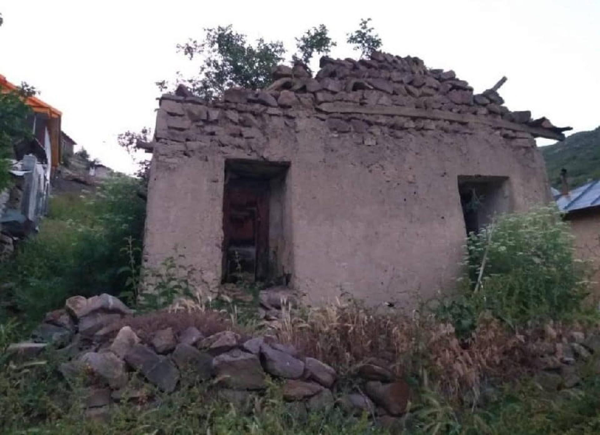 ویرانه های روستای سوادرودبار