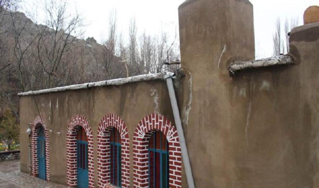 گرمابه روستای آغشت