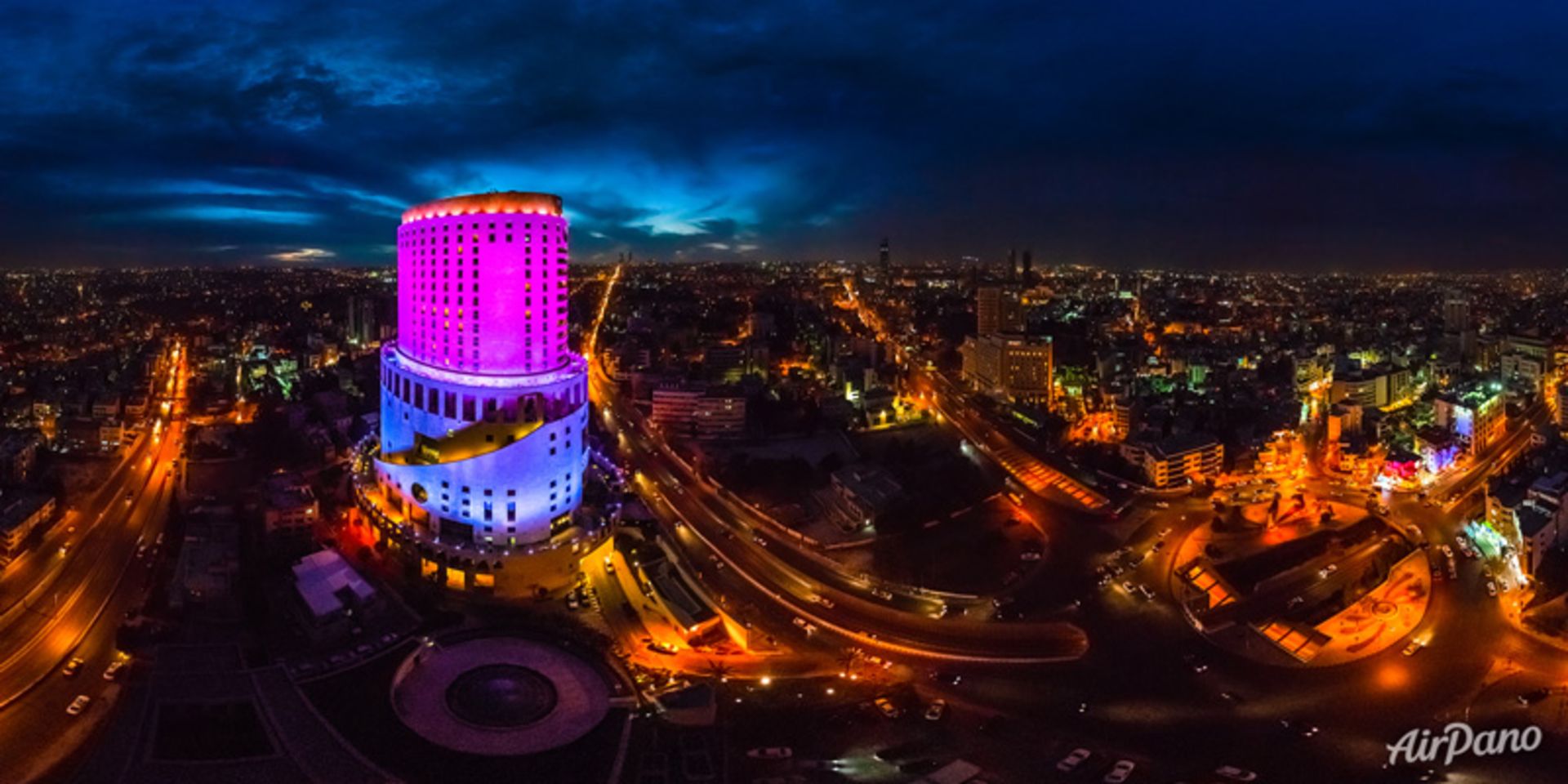 منظره شبانه شهر امان