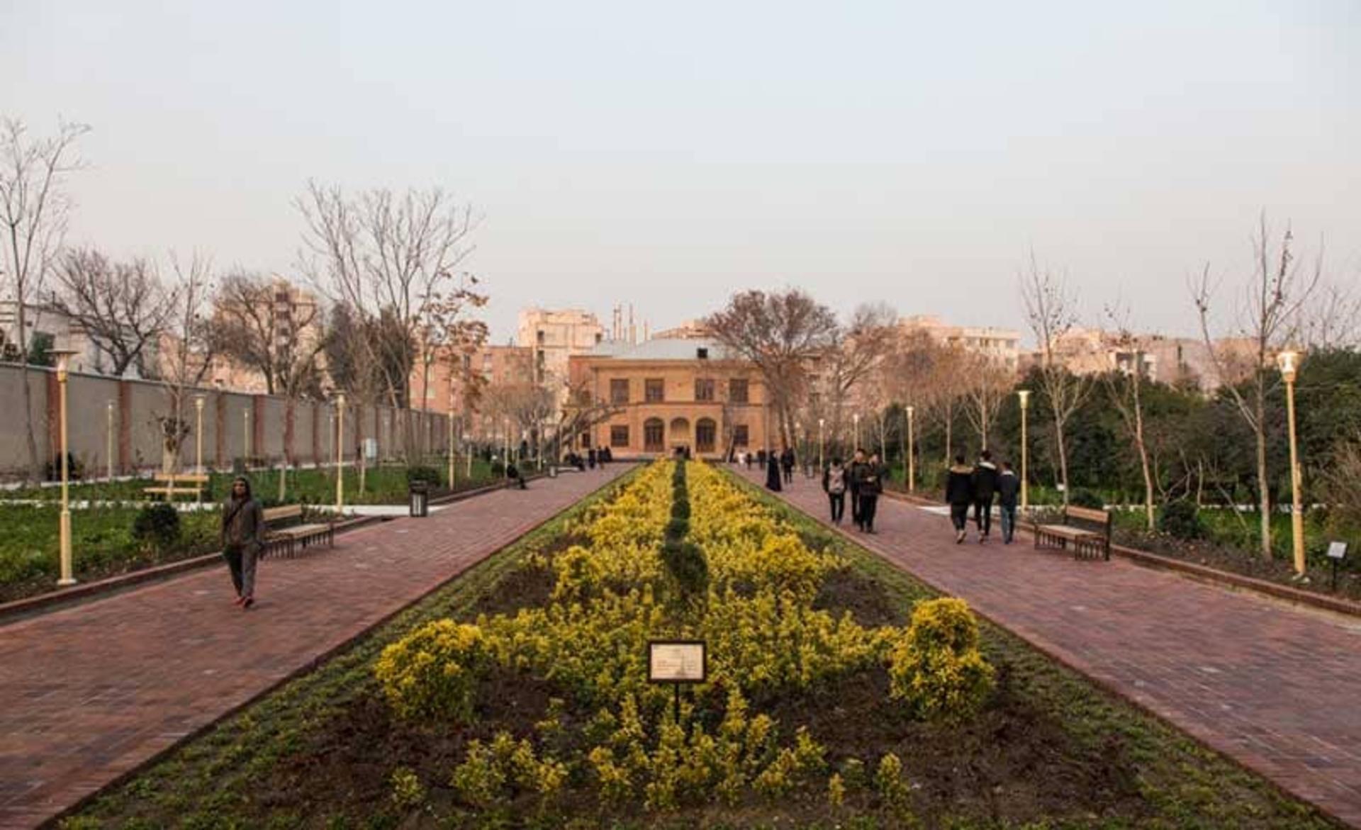 محوطه باغ سلیمانیه