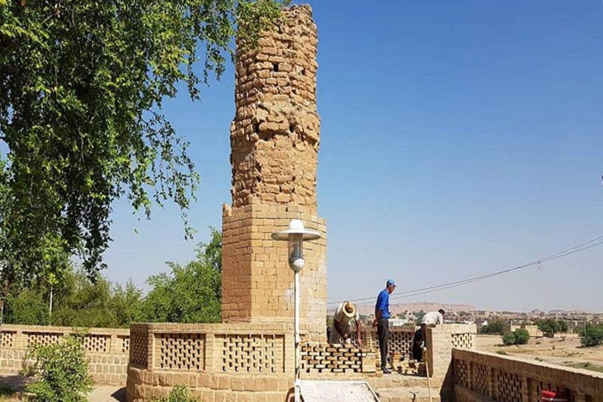 مرمت برج کلاه فرنگی شوشتر