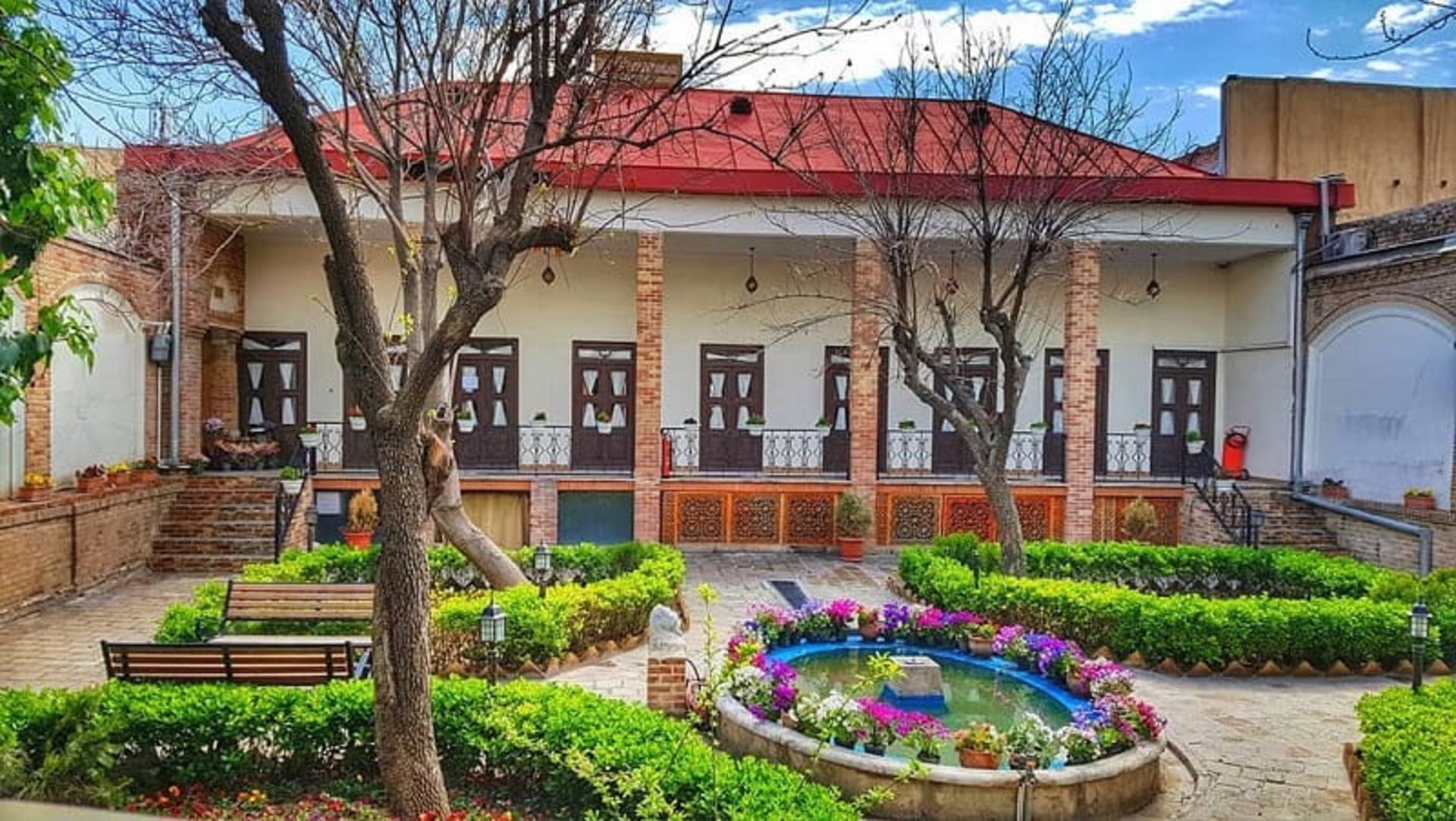 خانه مهربان 