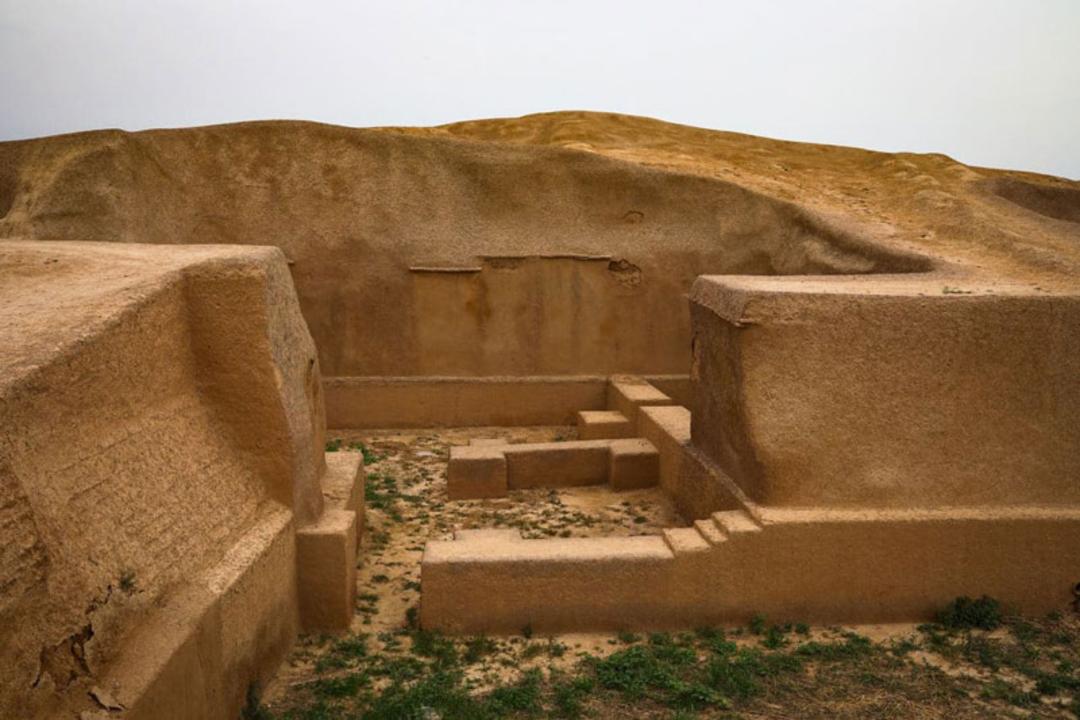 بازدید از محوطه باستانی هفت تپه