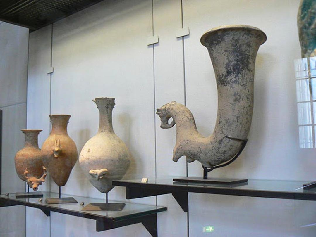 آثار موزه آبادان